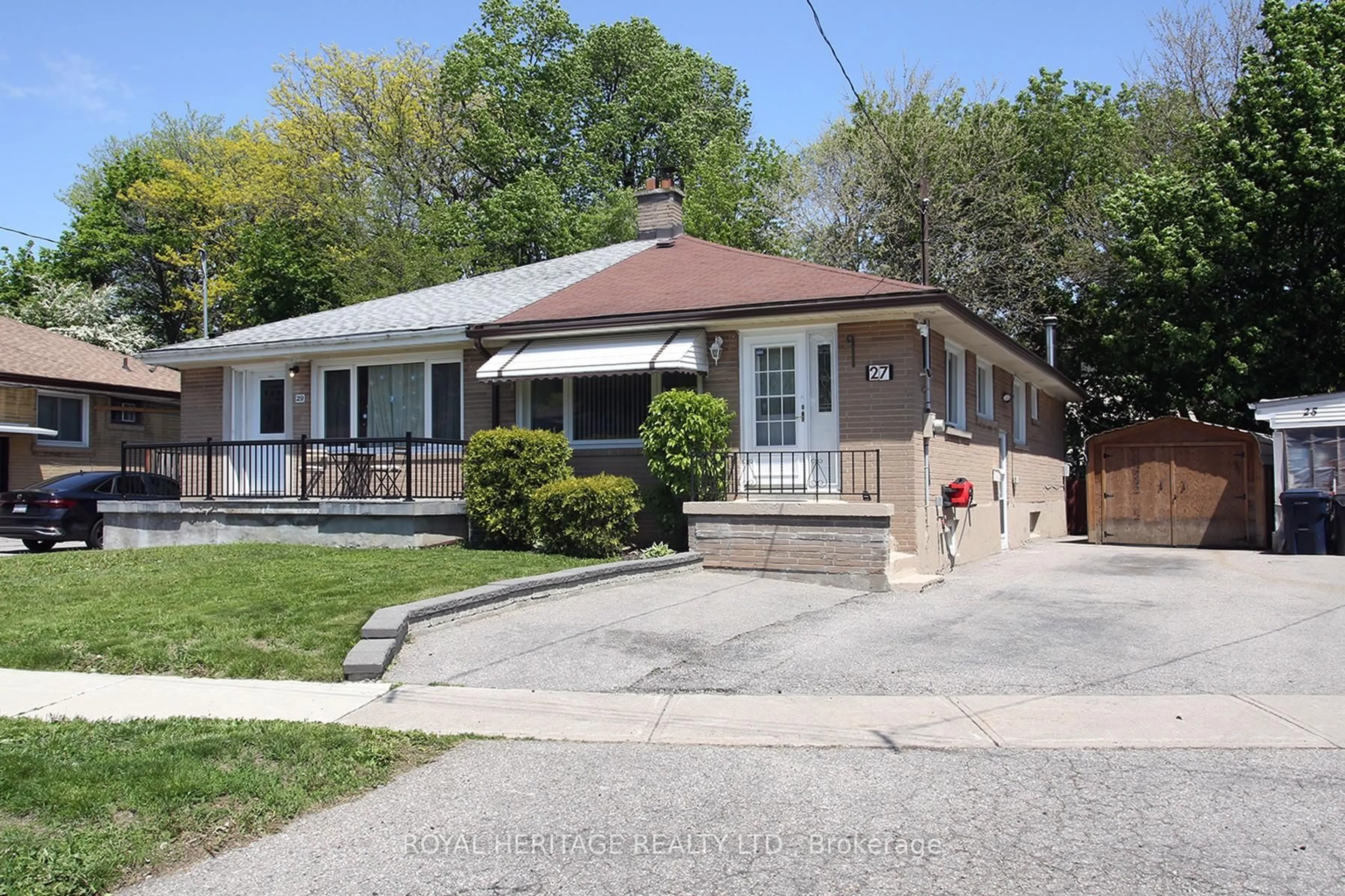 Unknown for 27 Medway Cres, Toronto Ontario M1P 3T7