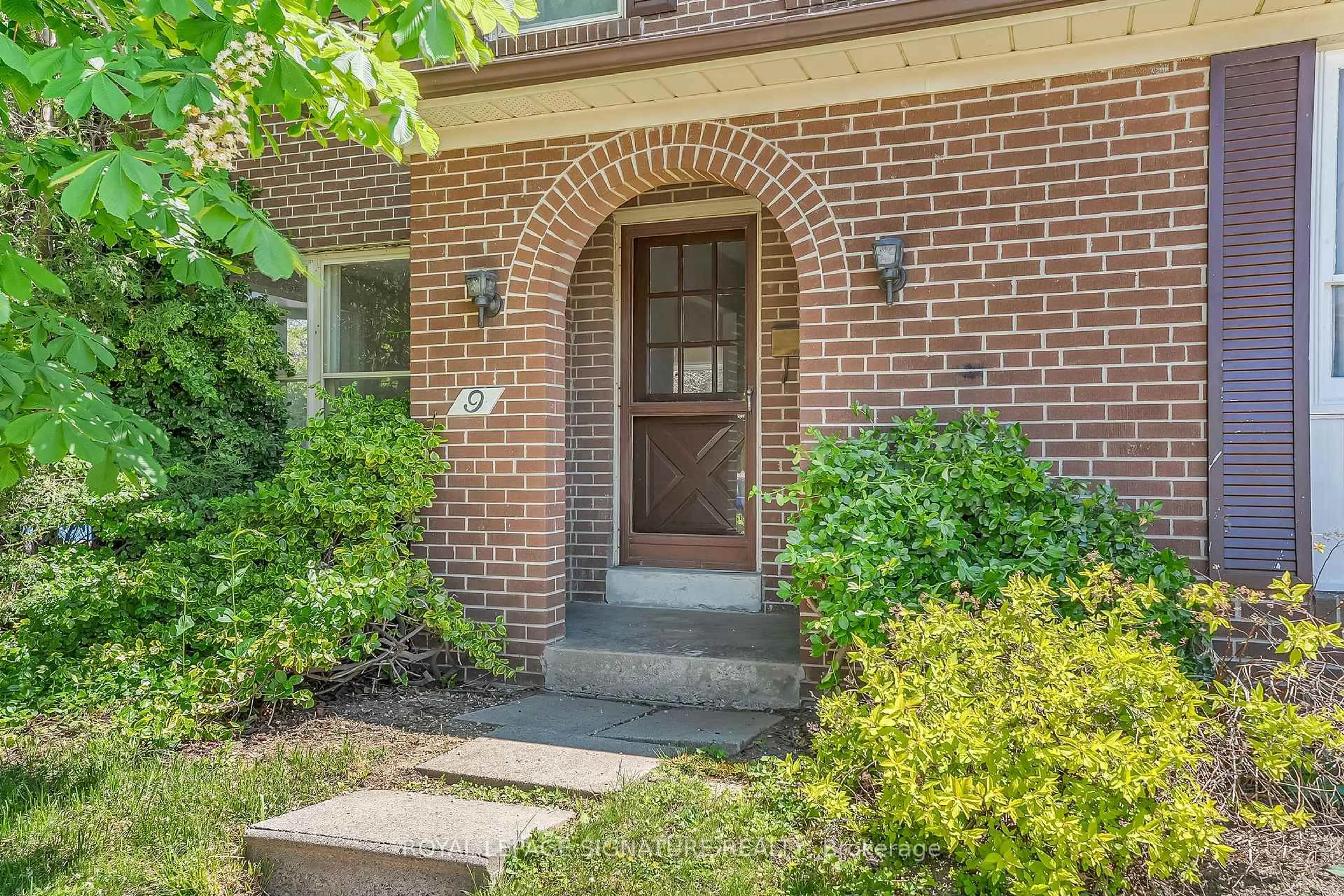 Home with brick exterior material, street for 9 Mollard Rd, Toronto Ontario M1S 2L7