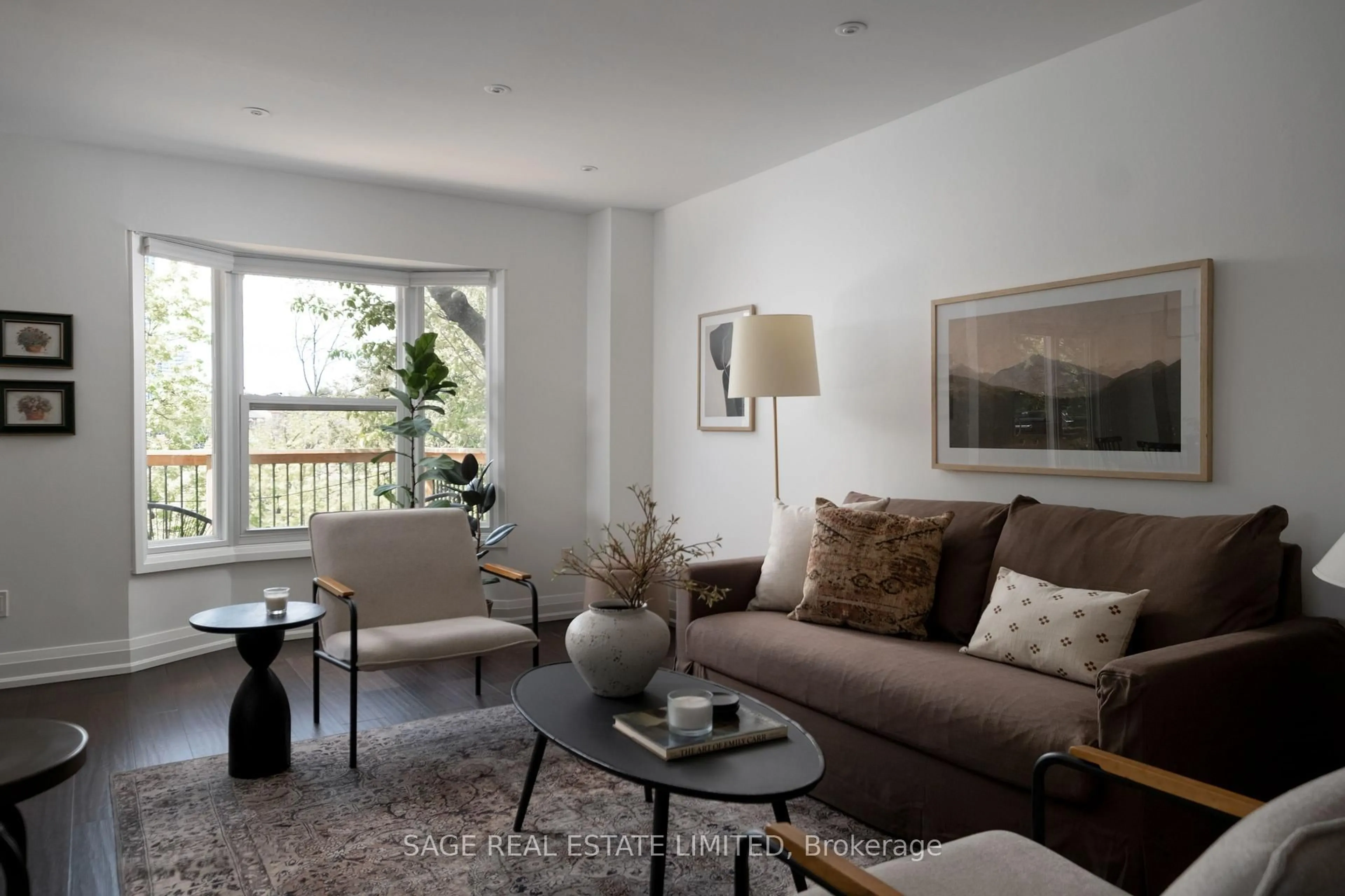 Living room with furniture, unknown for 34 Tambrook Dr, Toronto Ontario M1W 3L9