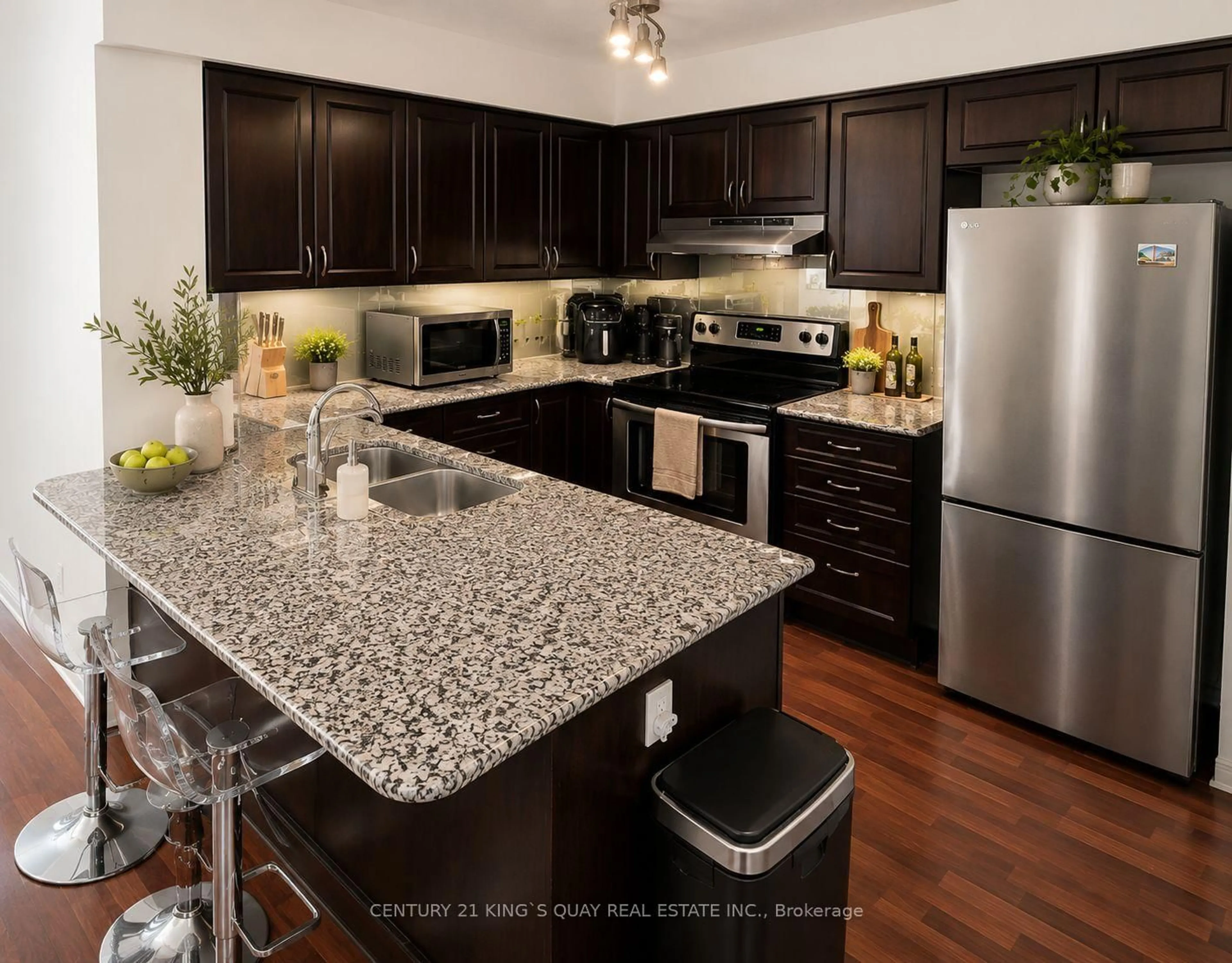 Open concept kitchen, ceramic/tile floor for 60 Fairfax Cres #227, Toronto Ontario M1L 0E1