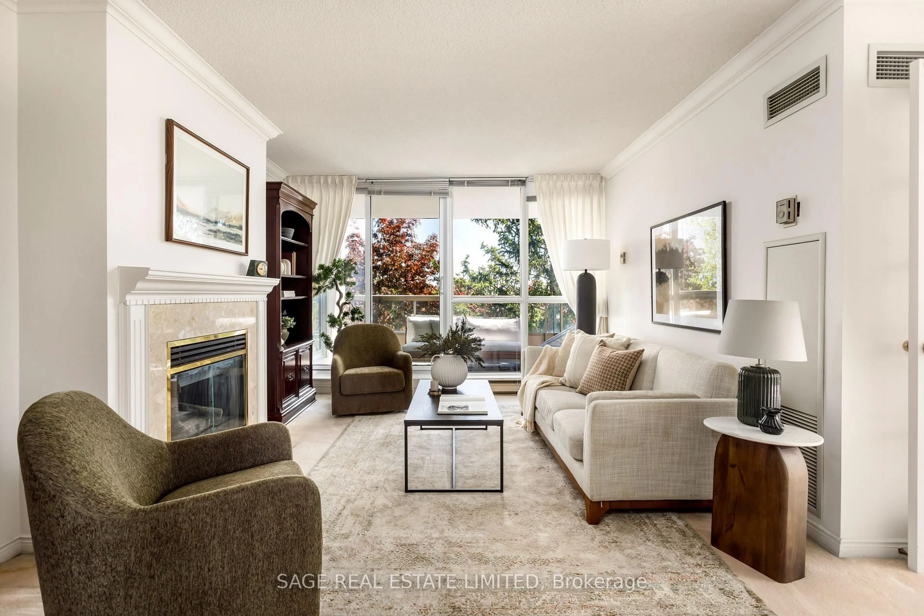 Living room with furniture, unknown for 10 Guildwood Pkwy #525, Toronto Ontario M1E 5B5
