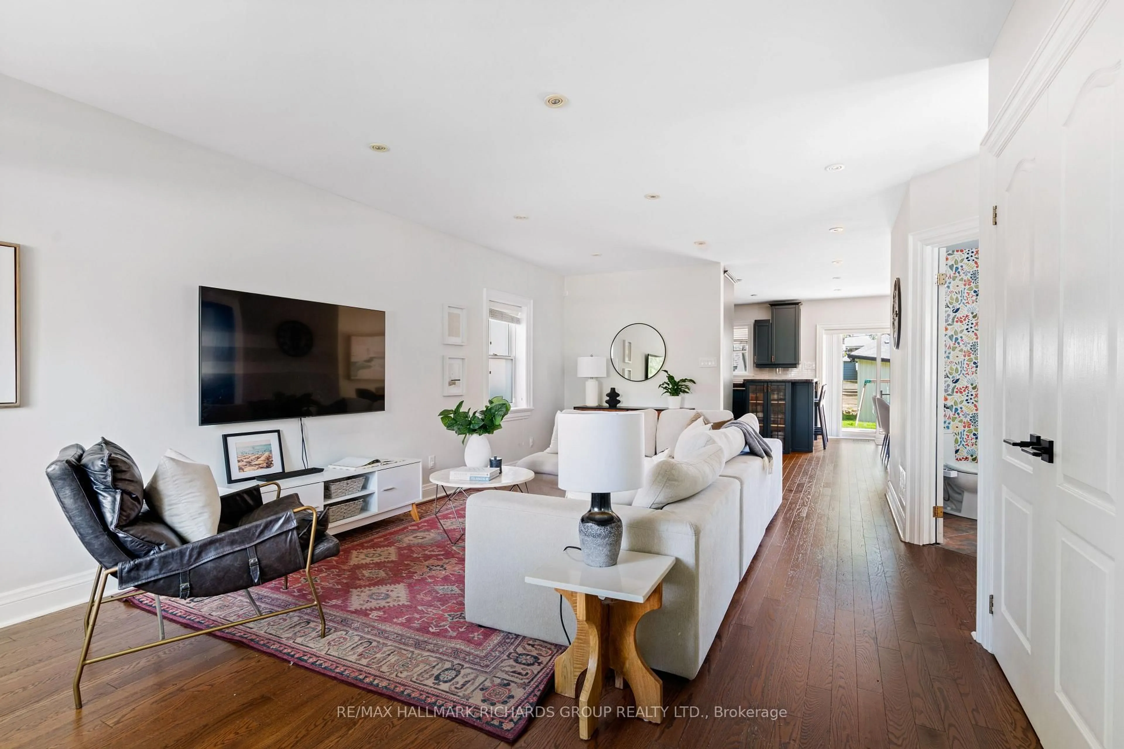 Living room with furniture, unknown for 43 Sharpe St, Toronto Ontario M1N 3T7