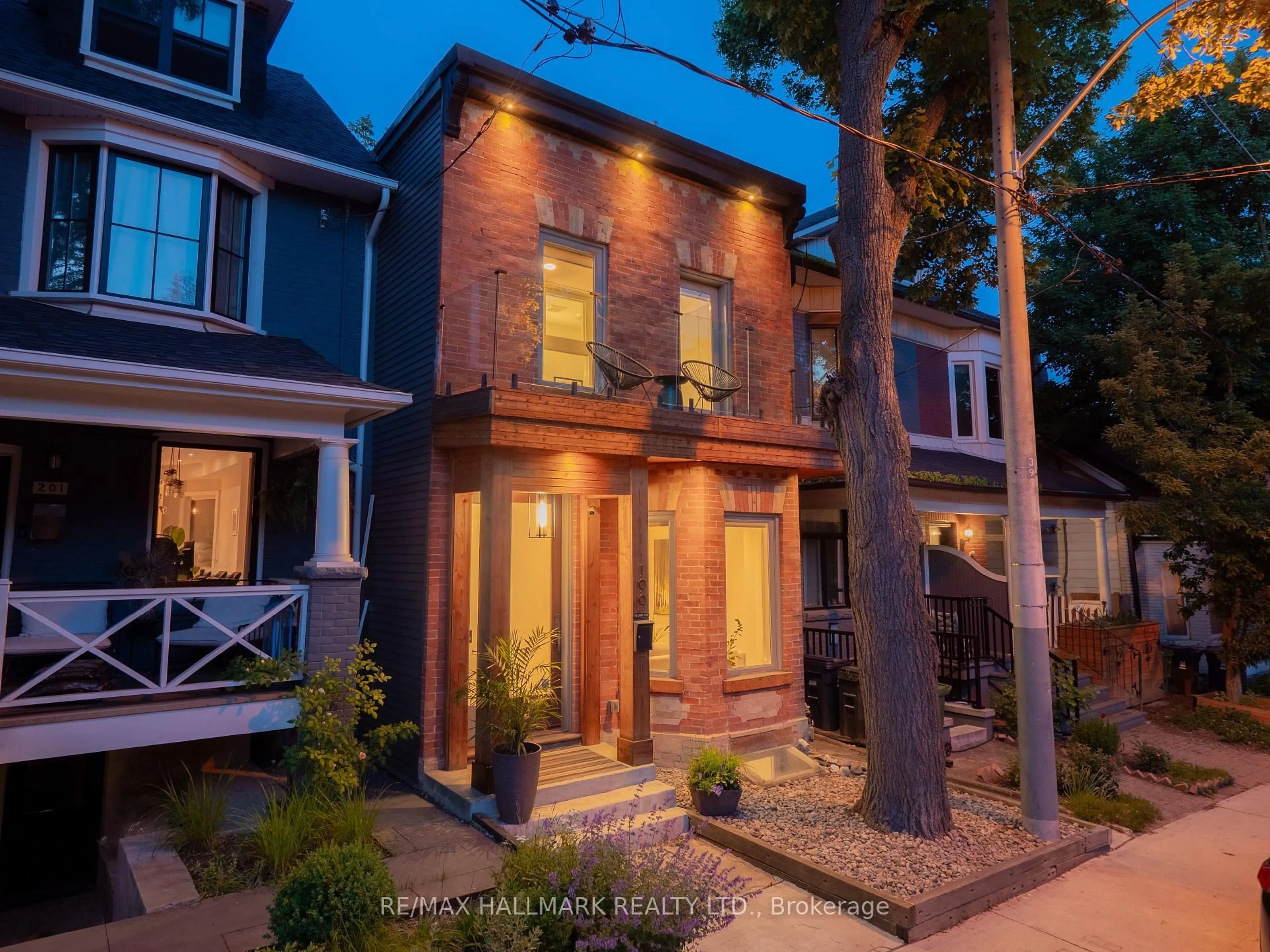 Home with brick exterior material, street for 199 Boulton Ave, Toronto Ontario M4M 2J8