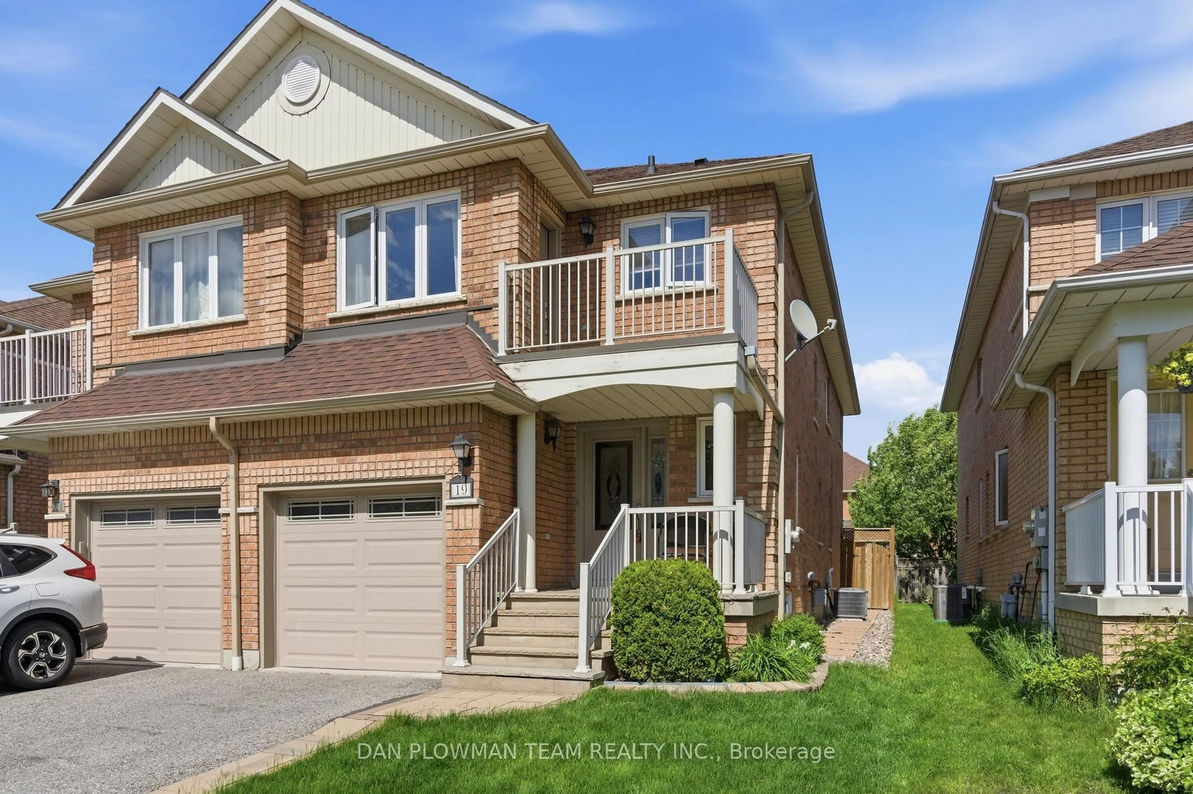 Home with brick exterior material, street for 19 Davidson St, Whitby Ontario L1P 1V9