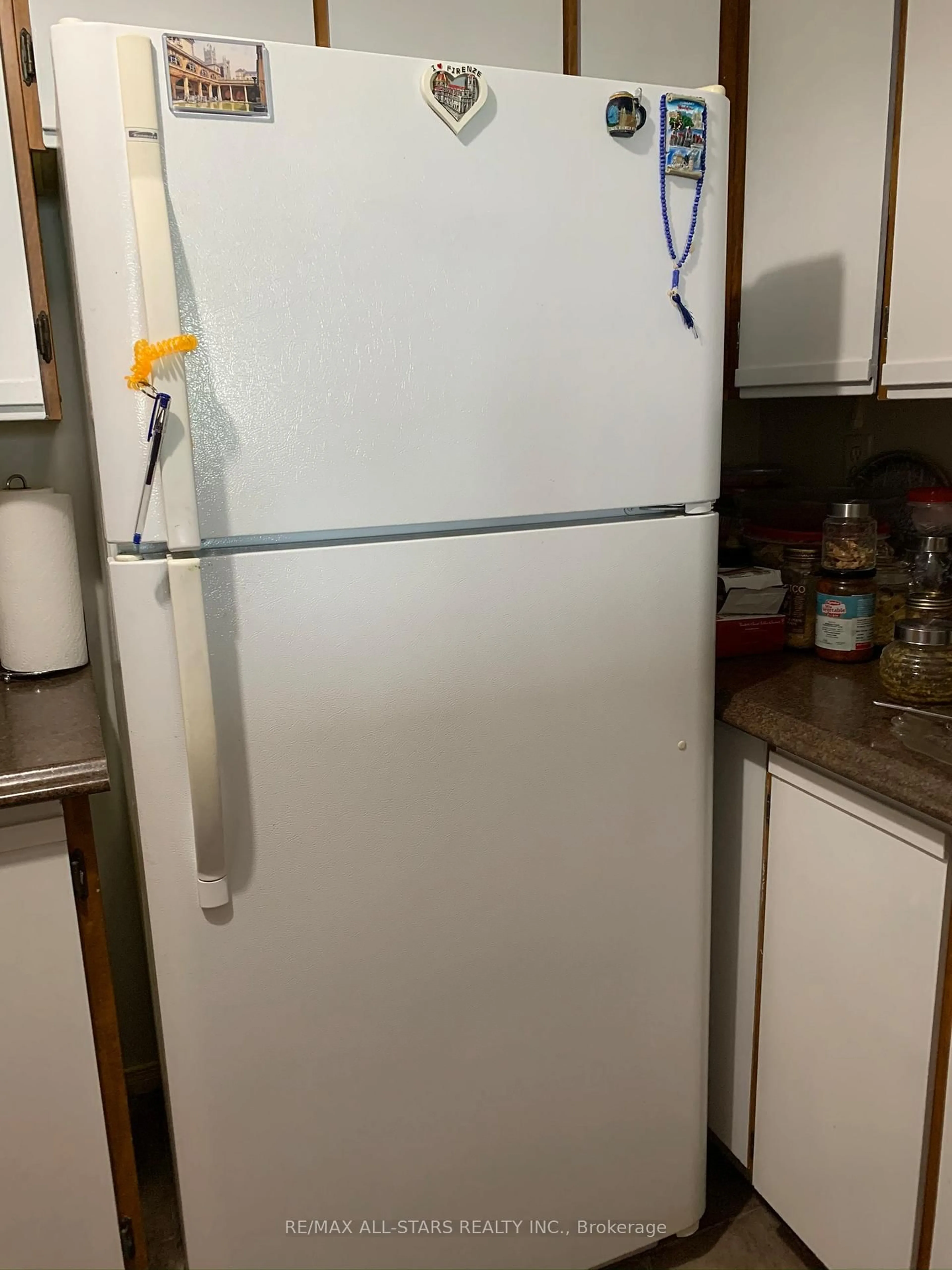 Standard kitchen, floor is not visible for 10 Tapscott Rd #802, Toronto Ontario M1B 3L9