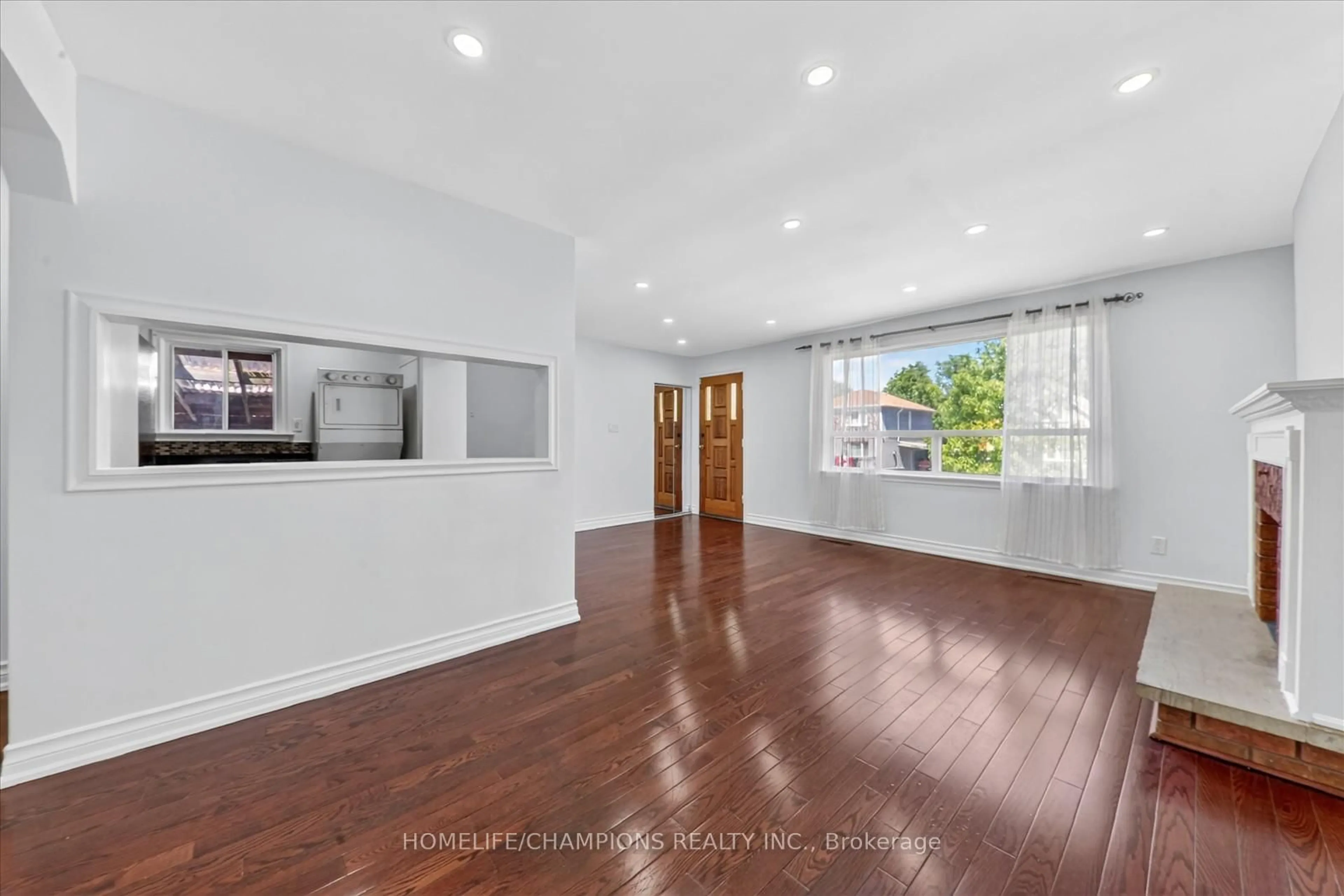 Unknown for 18 Bergen Rd, Toronto Ontario M1P 1R9