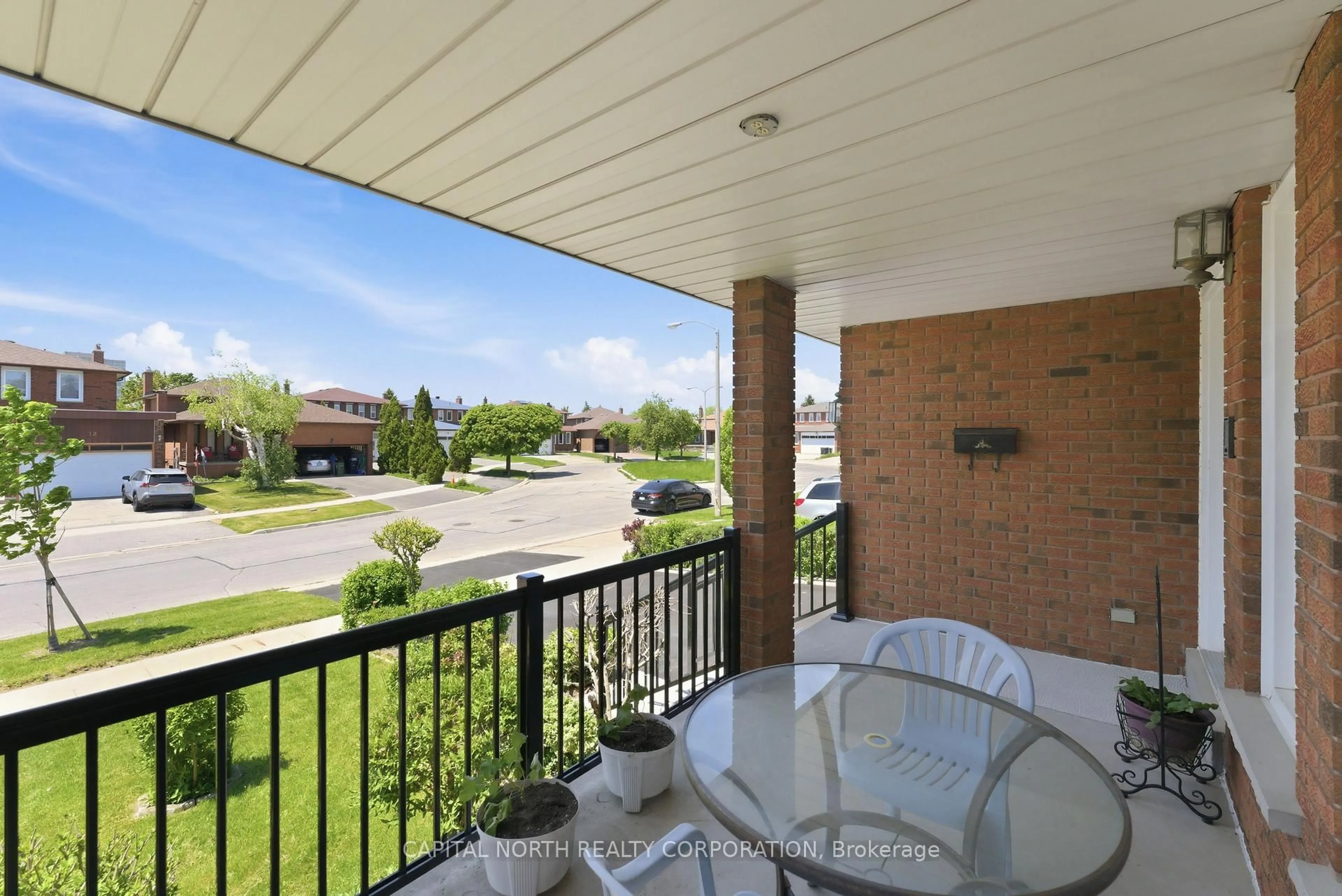 Patio, unknown for 40 Birdwood Crt, Toronto Ontario M1W 3K2