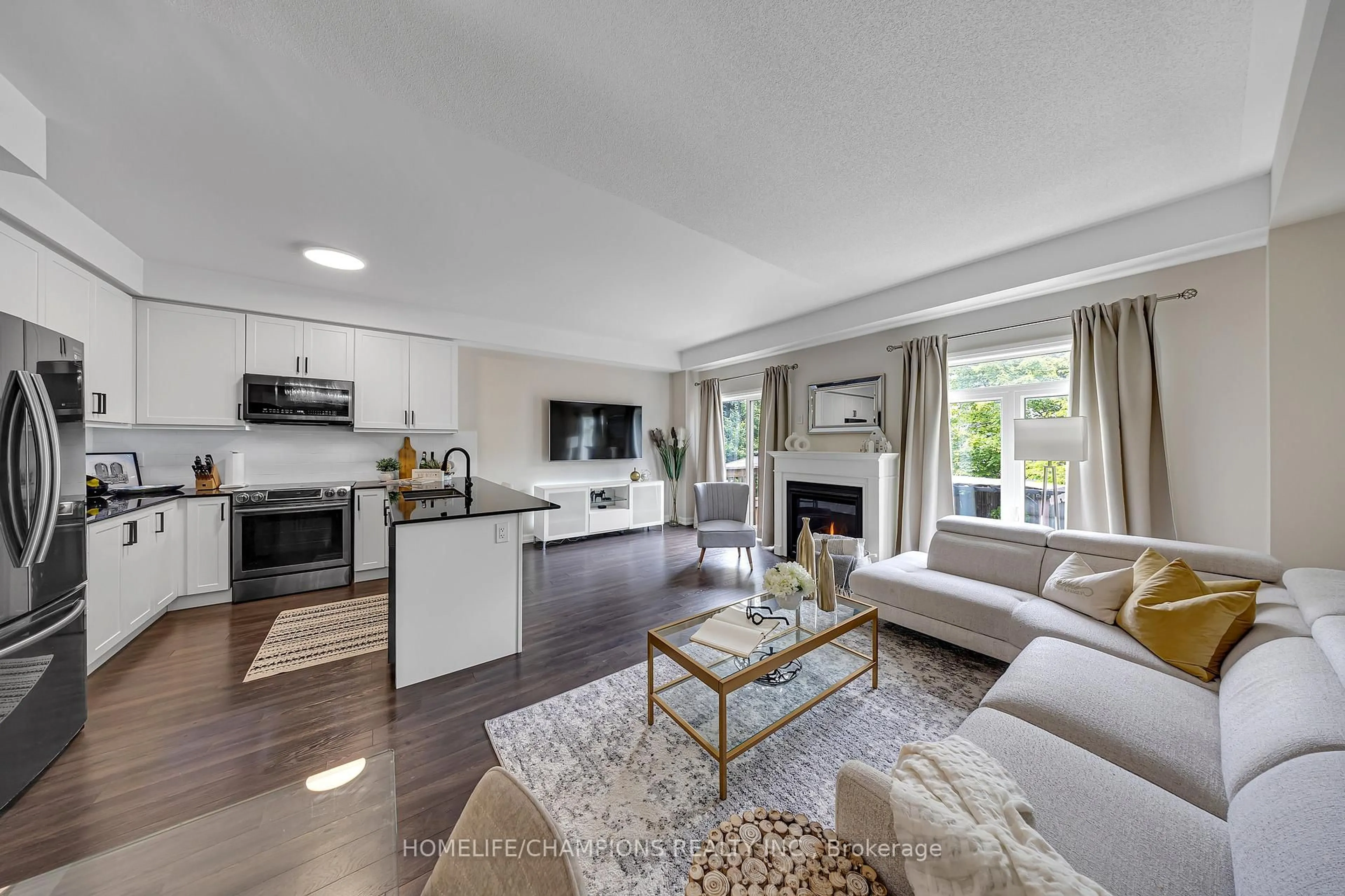 Living room with furniture, unknown for 38 Longshore Way, Whitby Ontario L1N 0M1