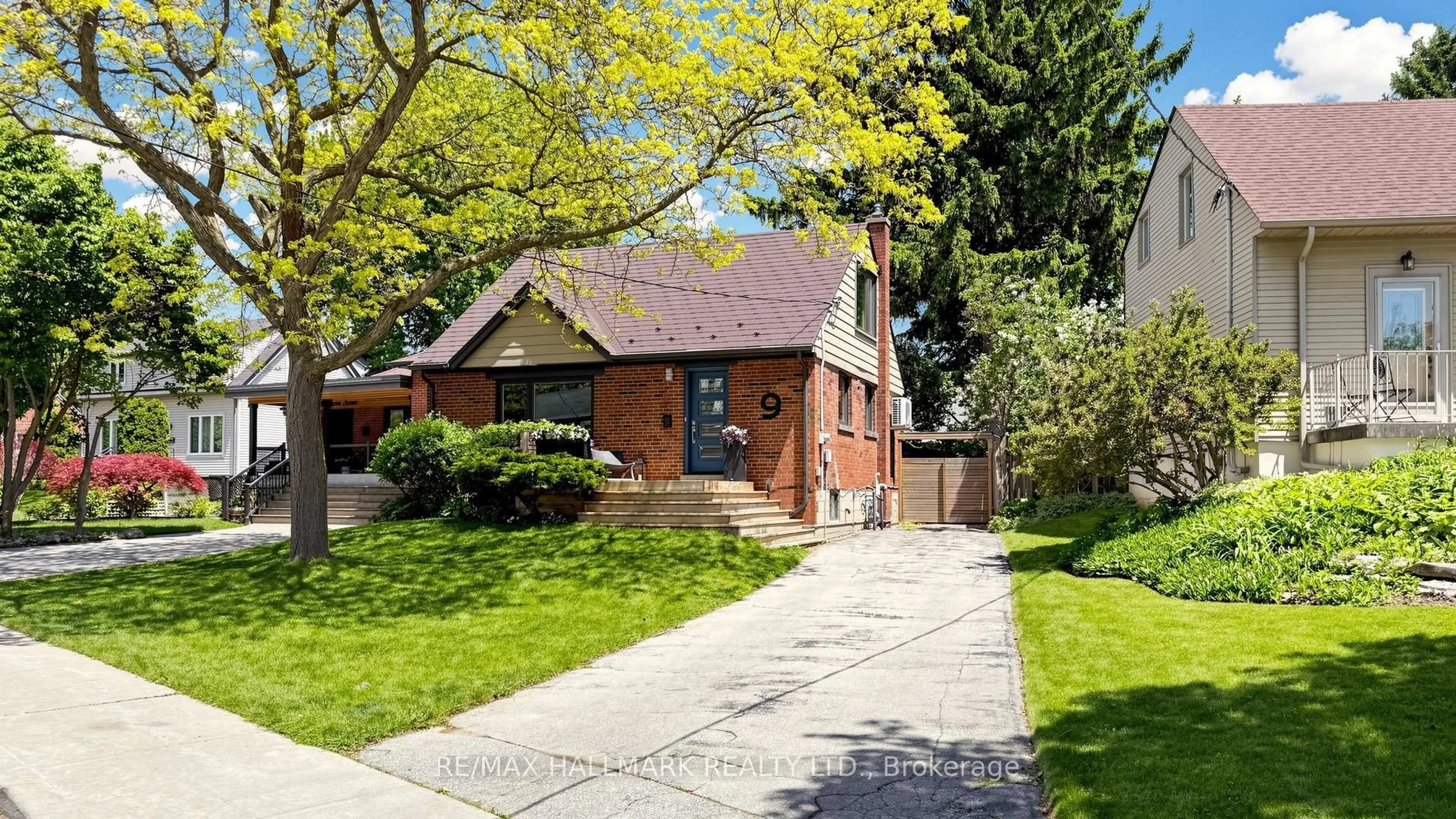 Home with brick exterior material, street for 9 Squires Ave, Toronto Ontario M4B 2R2