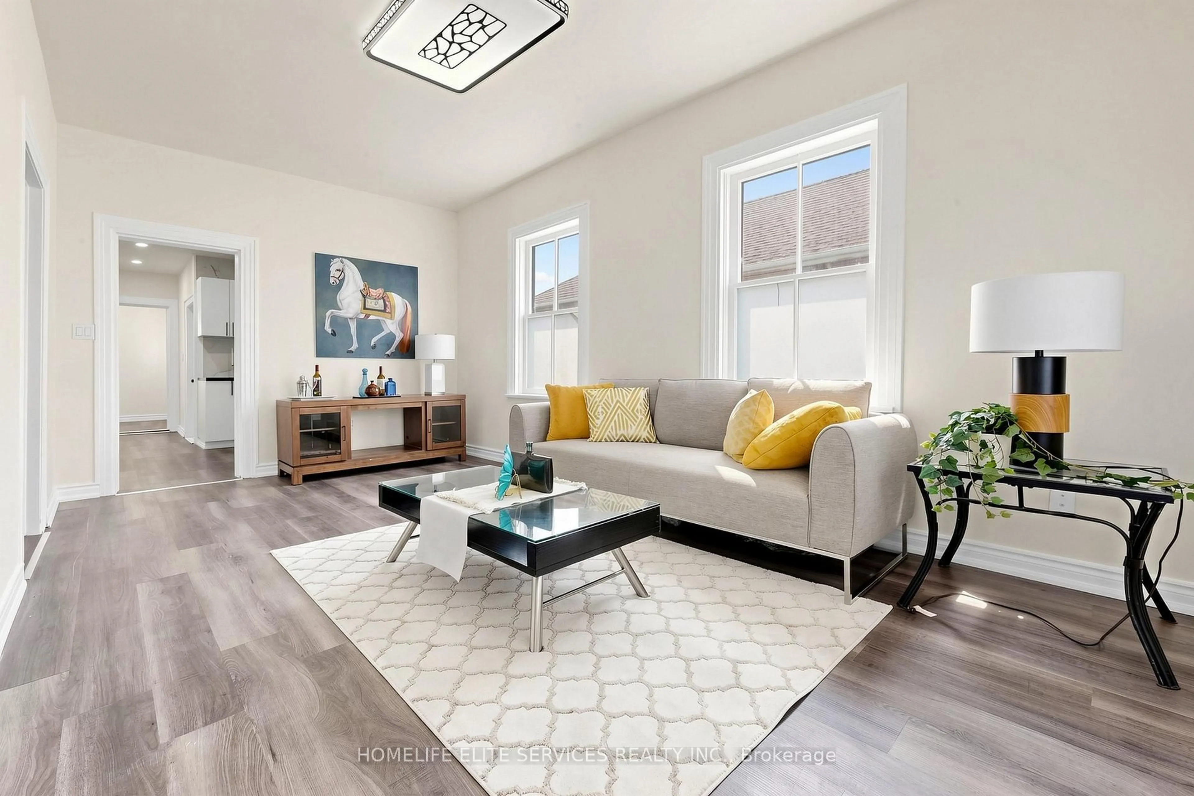 Living room with furniture, unknown for 223 Bloor St, Oshawa Ontario L1H 3M3