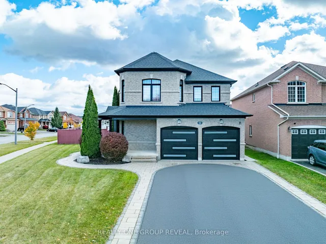 1 Bridgid Dr, Whitby 2