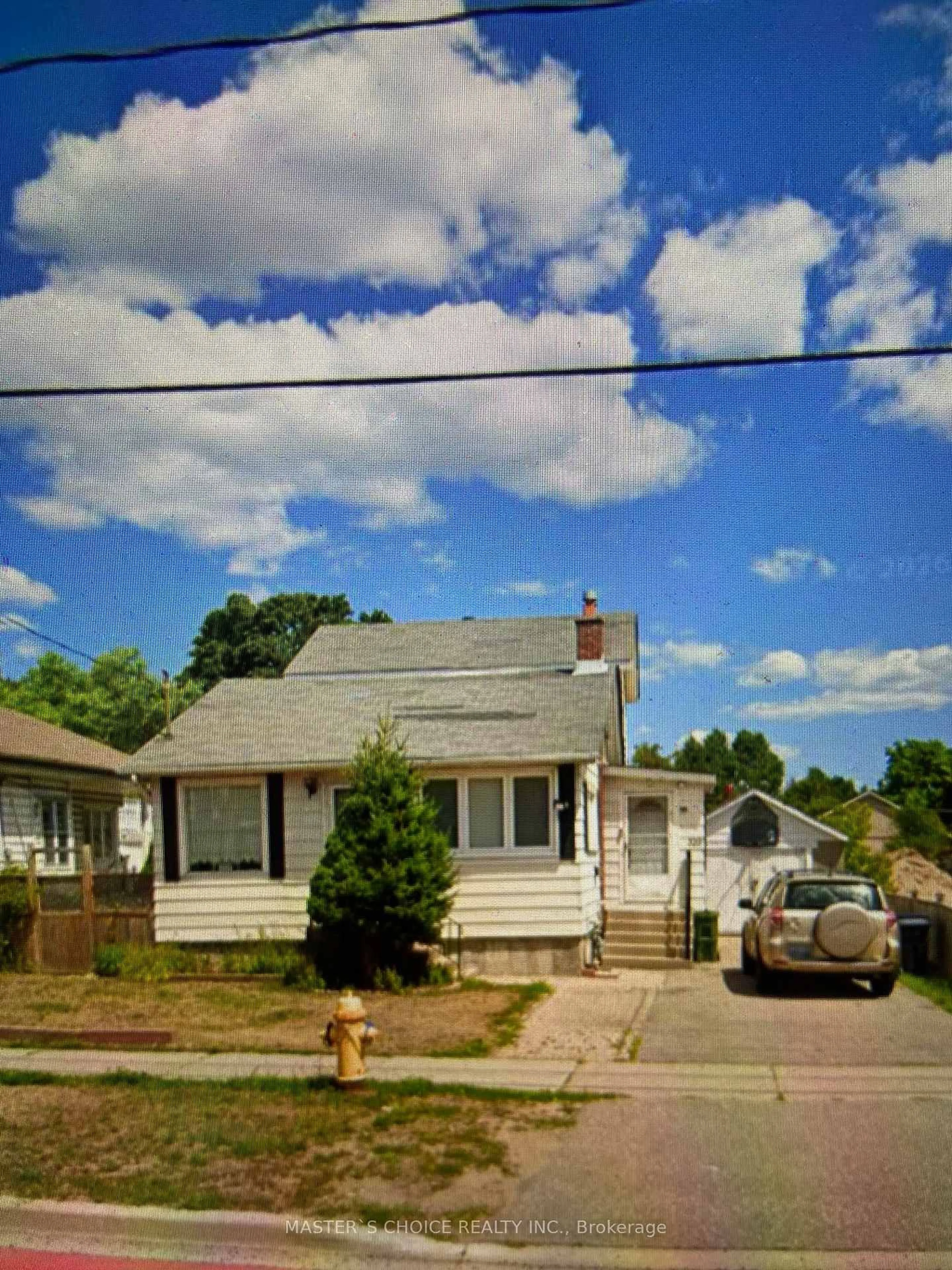 Unknown for 329 Morningside Ave, Toronto Ontario M1E 3G2