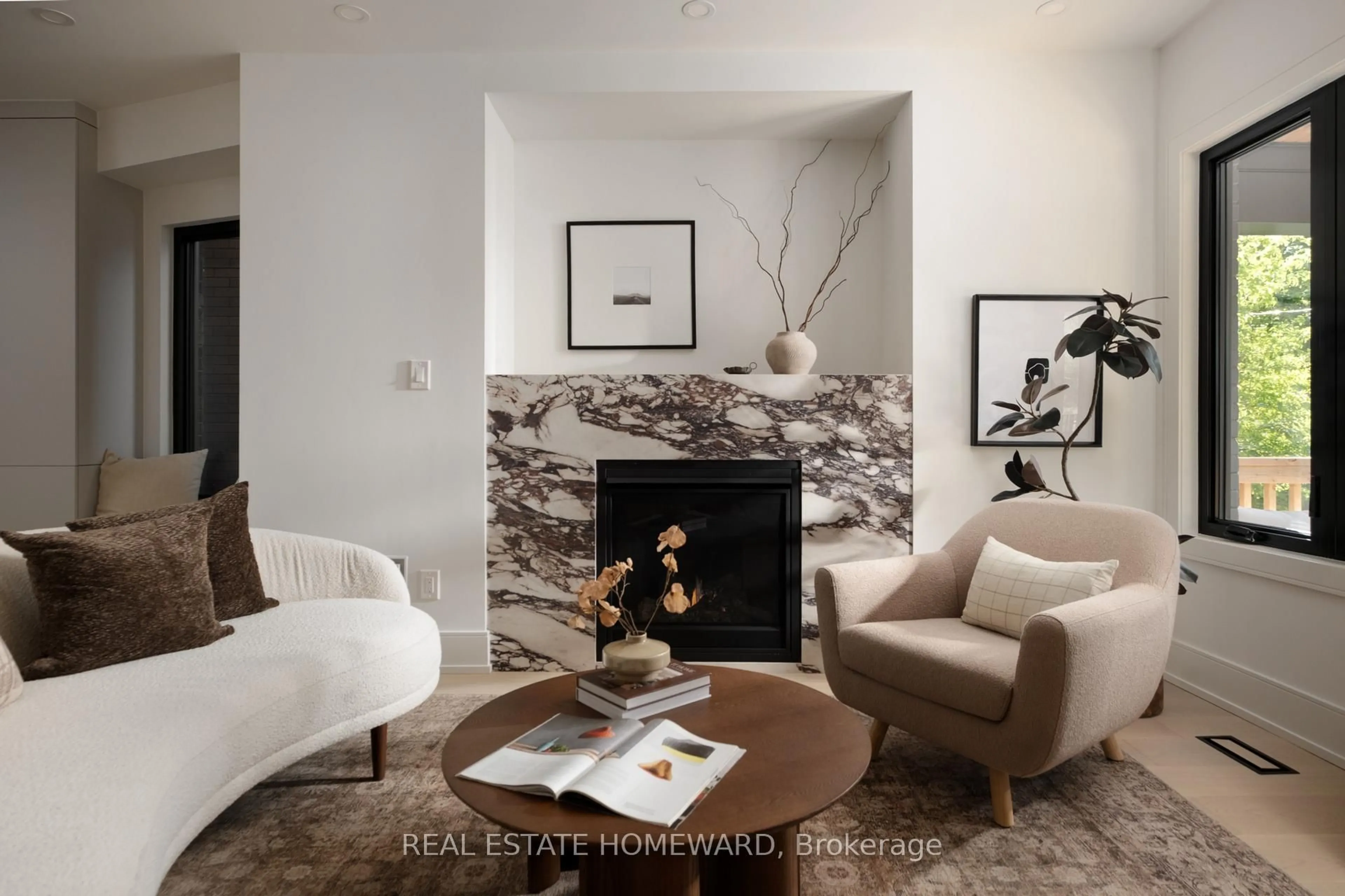 Living room with furniture, unknown for 254 Bain Ave, Toronto Ontario M4K 1G3