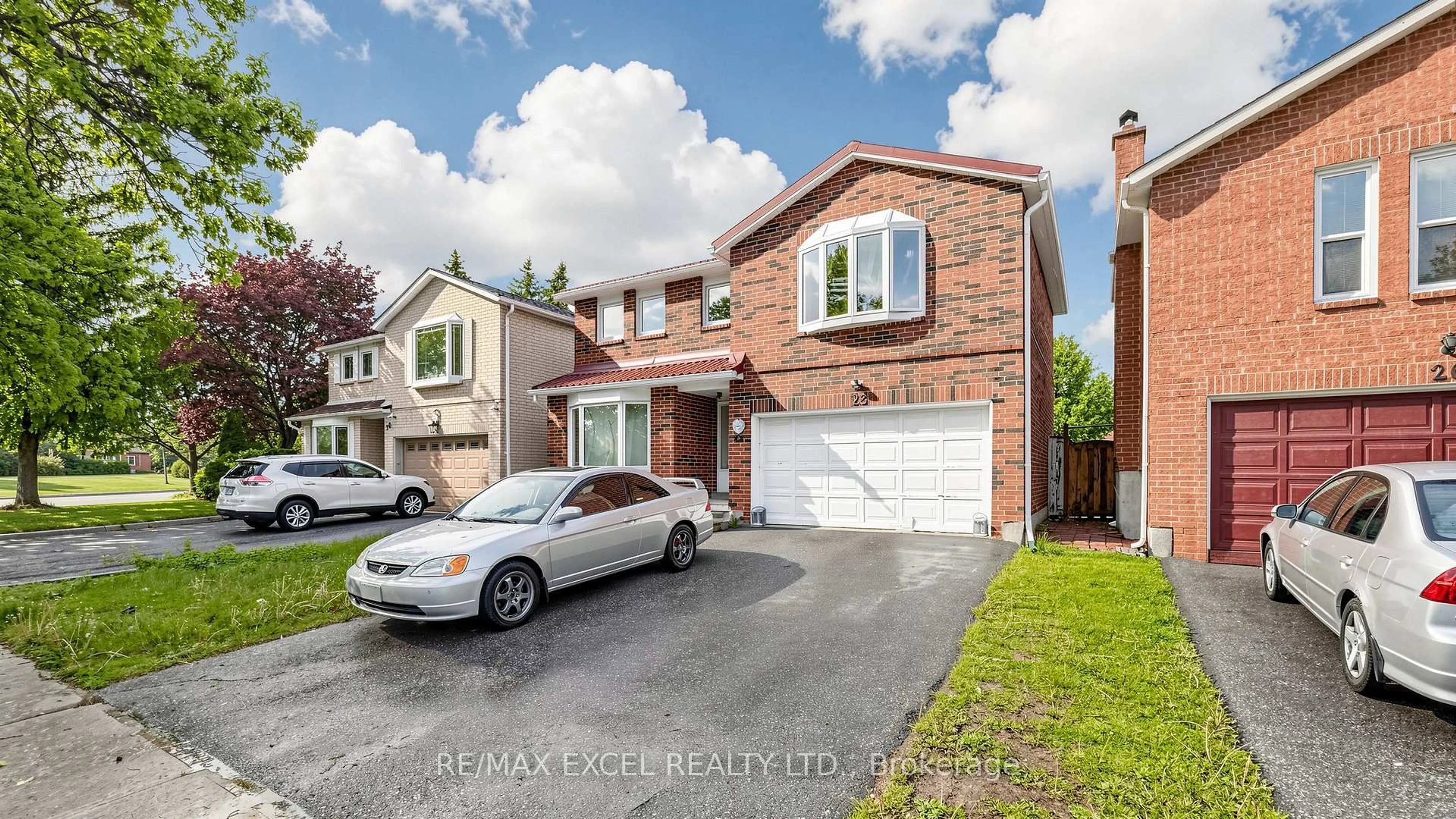 Home with brick exterior material, street for 28 Halfway Ave, Toronto Ontario M1B 4M7