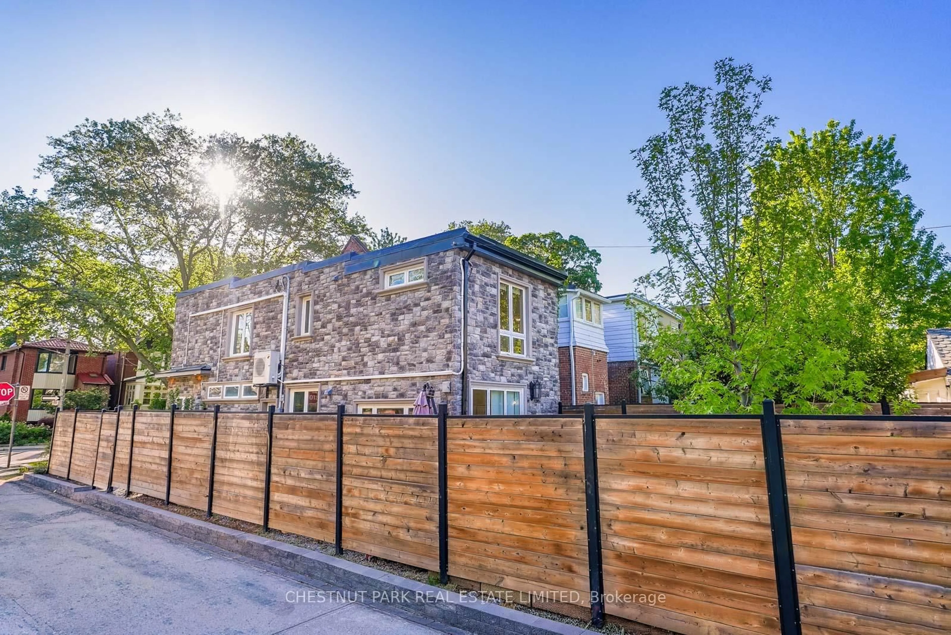 Home with brick exterior material, unknown for 107 Eaton Ave, Toronto Ontario M4J 2Z6