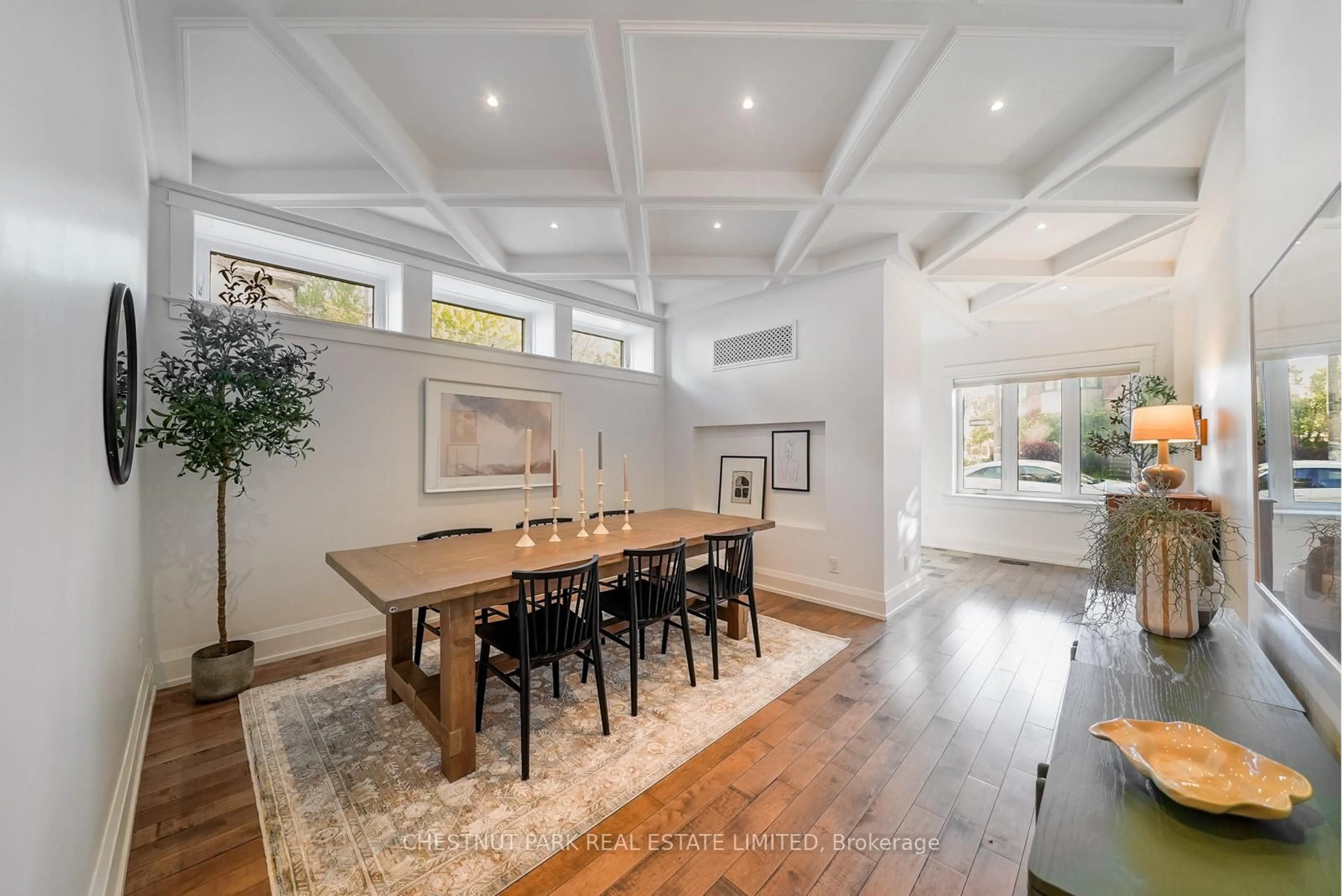 Dining room, unknown for 107 Eaton Ave, Toronto Ontario M4J 2Z6