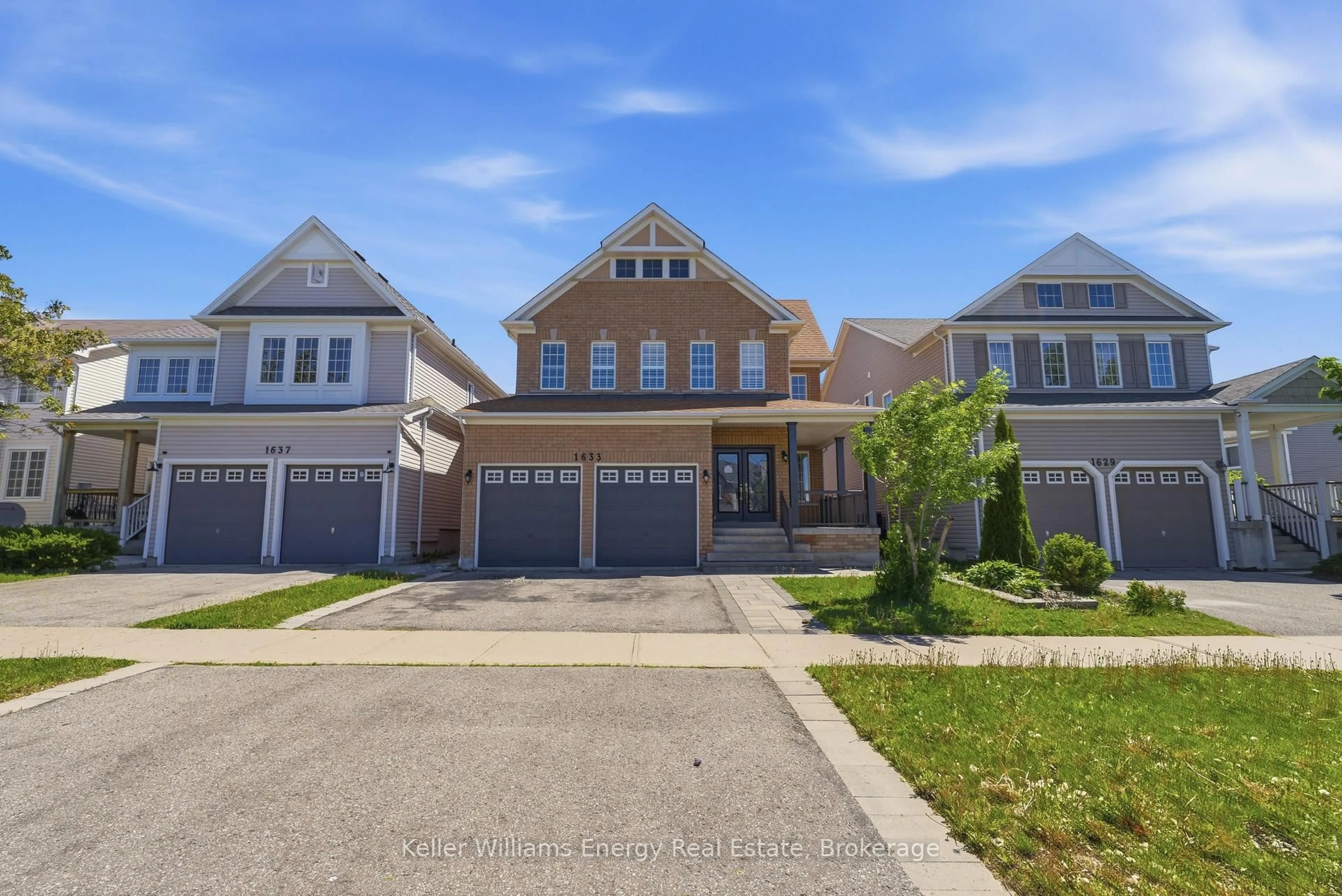 Unknown for 1633 Grandview St, Oshawa Ontario L1K 0A6