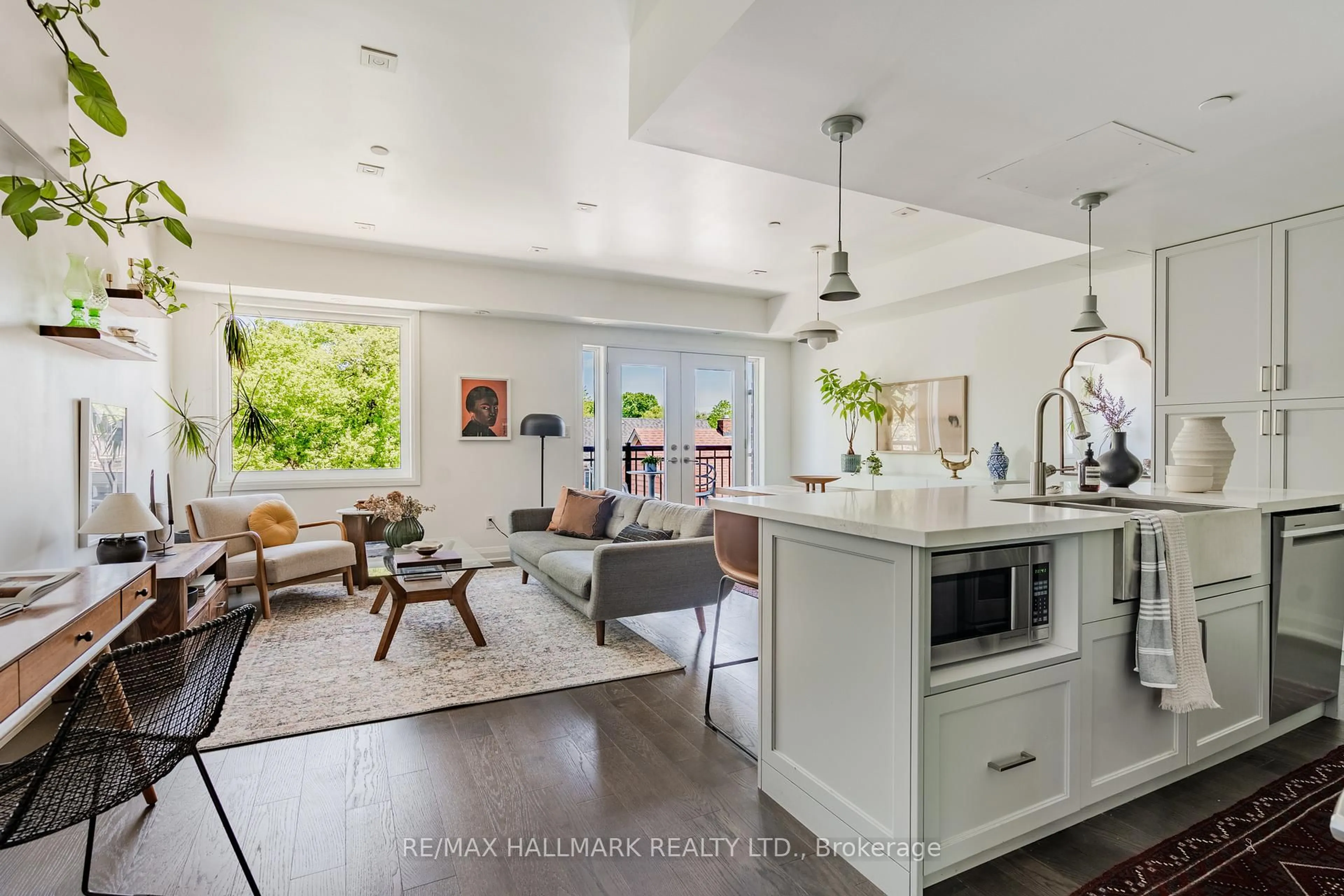 Open concept kitchen, unknown for 100 Coxwell Ave #15, Toronto Ontario M4L 0B5