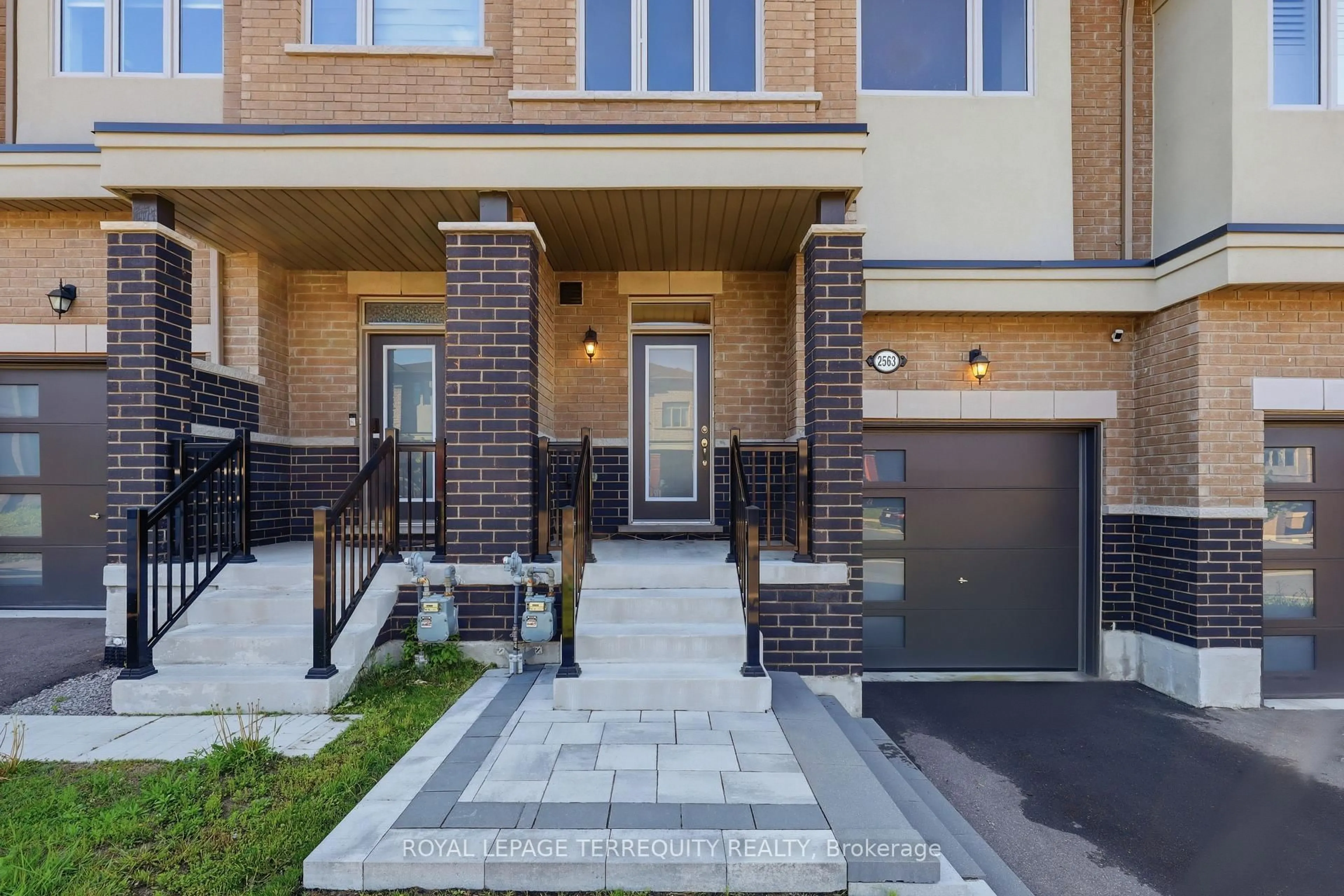 Home with brick exterior material, street for 2563 Winter Words Dr, Oshawa Ontario L1L 0S9