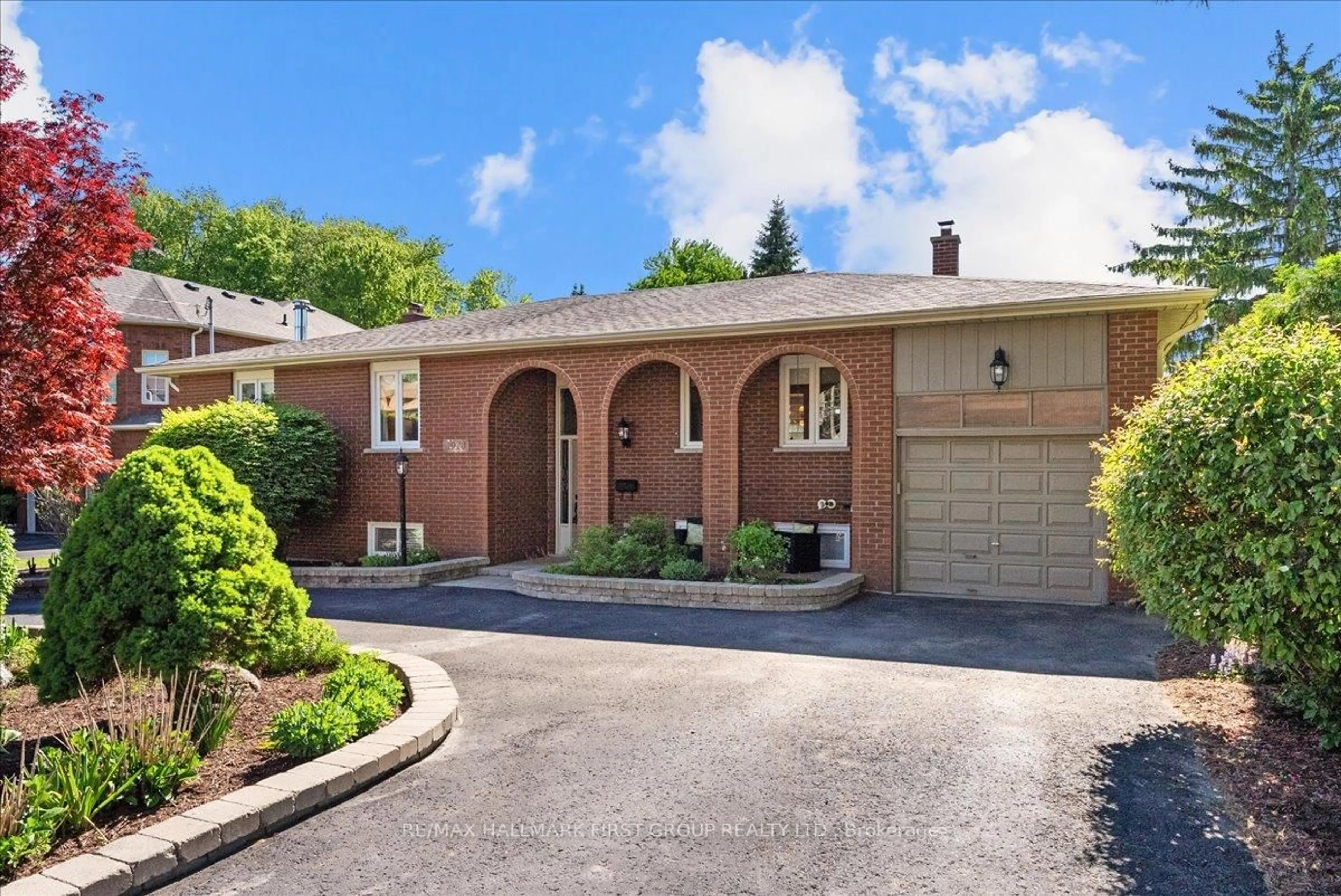 Home with brick exterior material, street for 1978 Fairport Rd, Pickering Ontario L1V 1T4
