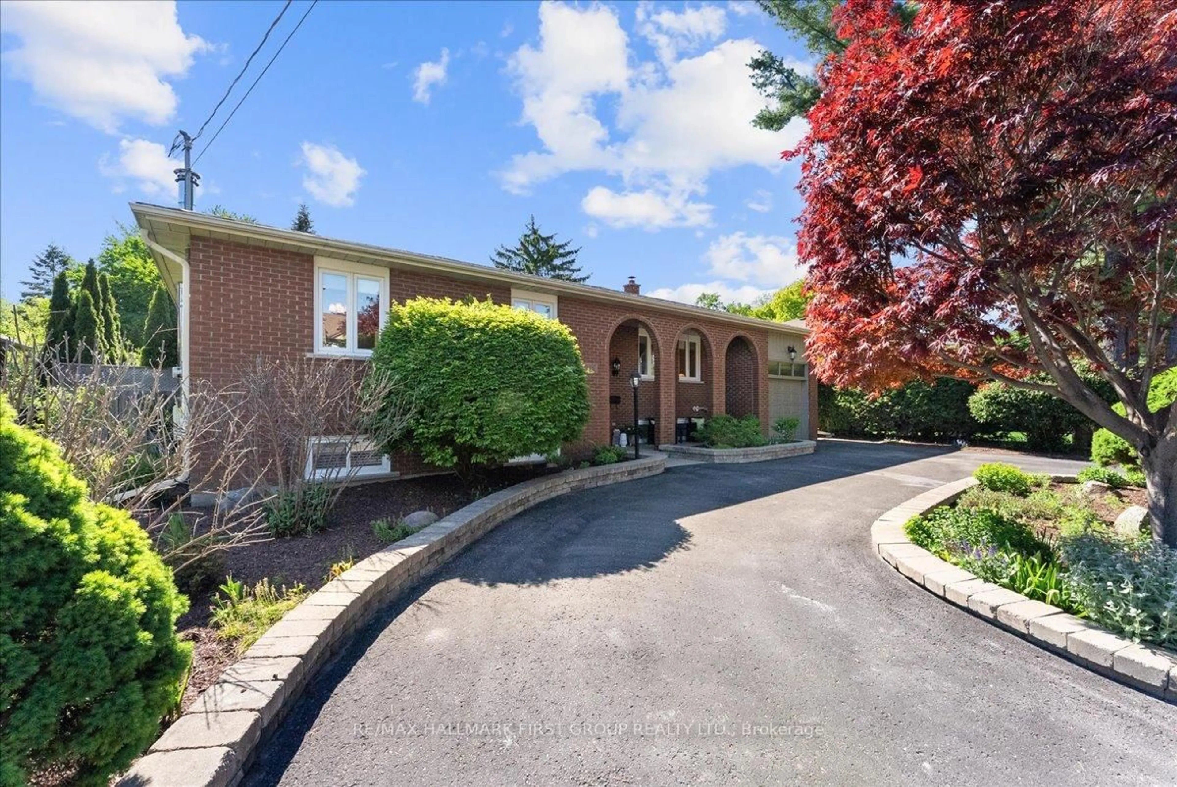 Unknown for 1978 Fairport Rd, Pickering Ontario L1V 1T4