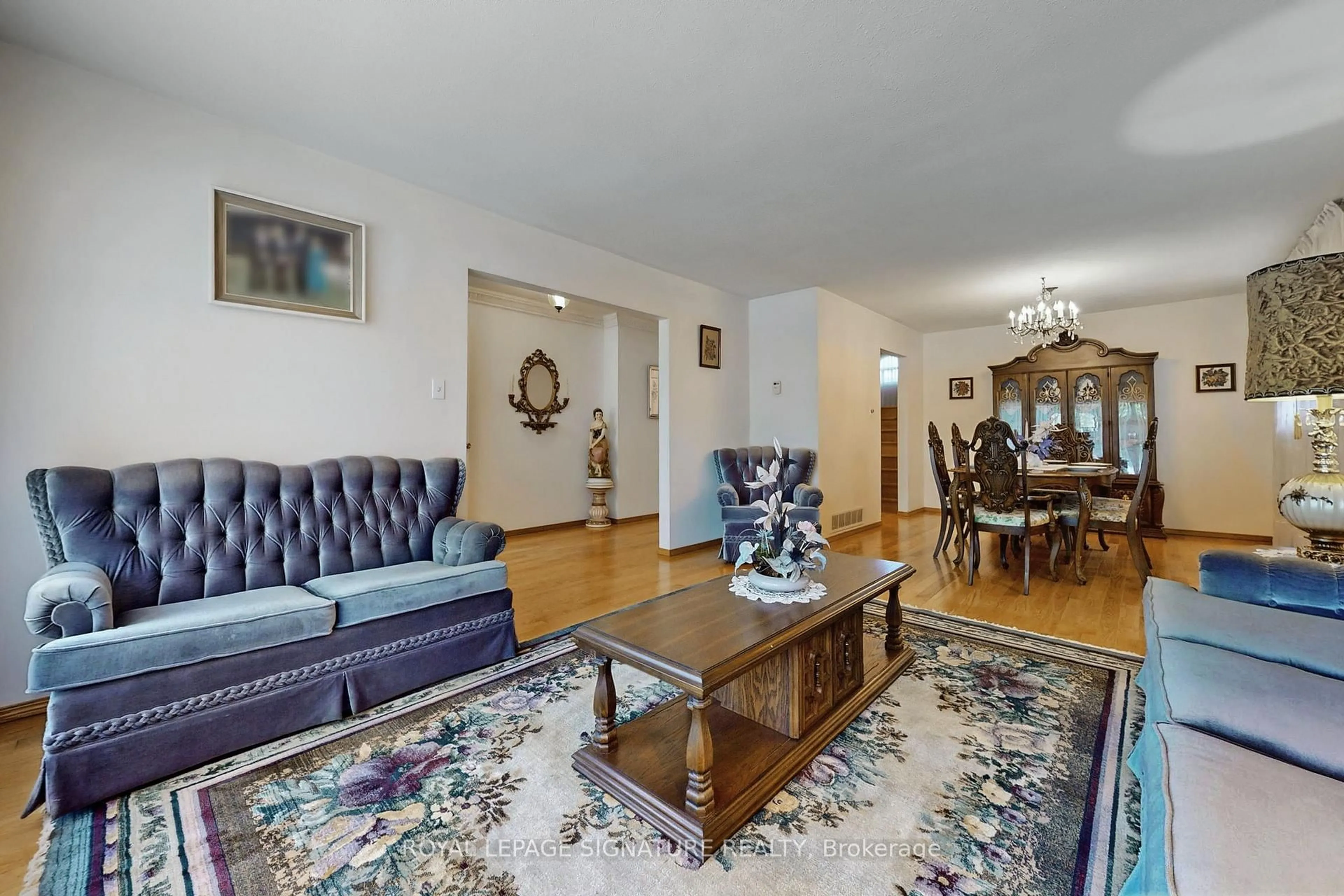 Living room with furniture, unknown for 6 Kelvinway Dr, Toronto Ontario M1W 1N4