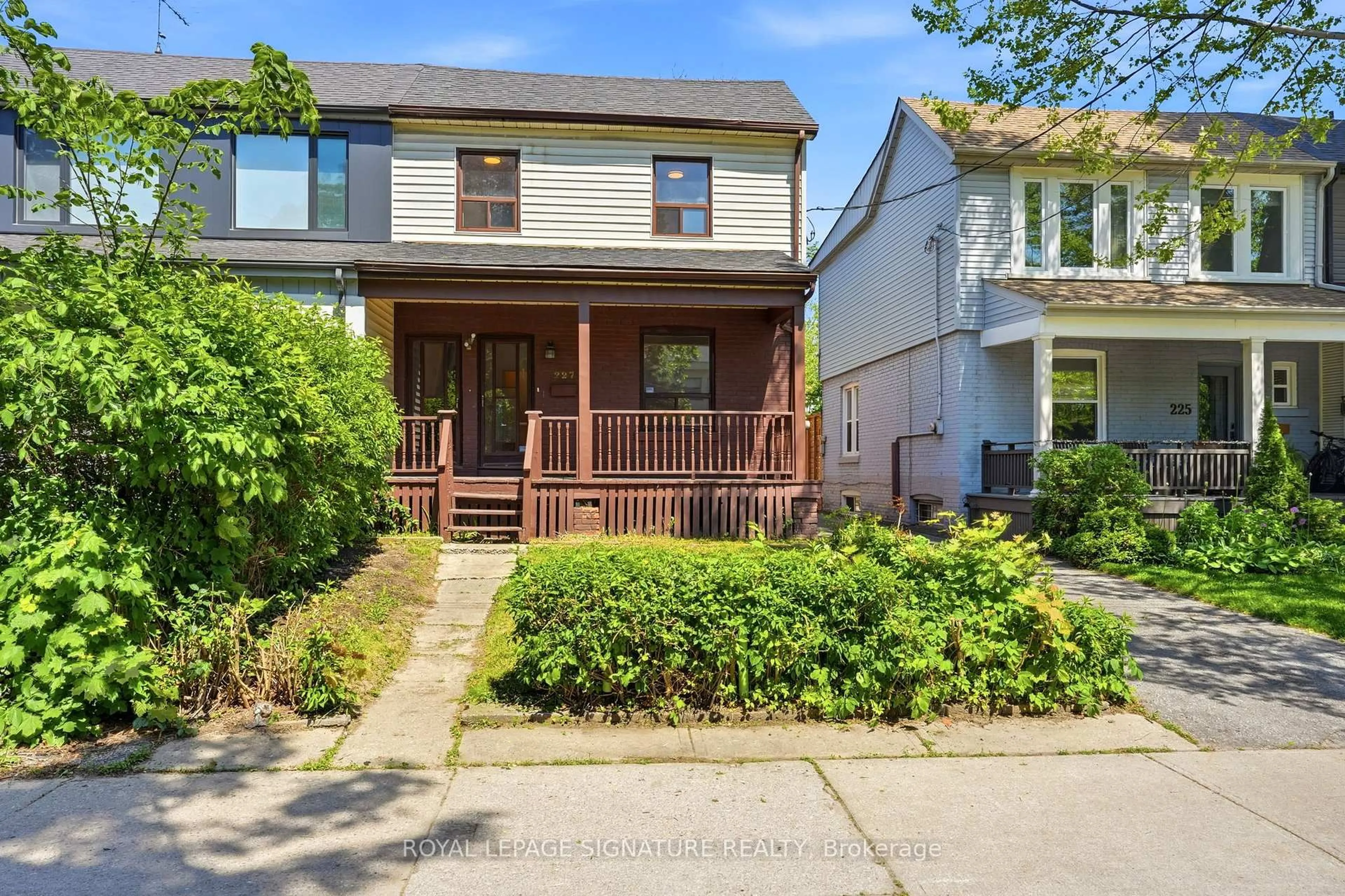 Unknown for 227 Woodfield Rd, Toronto Ontario M4L 2W8