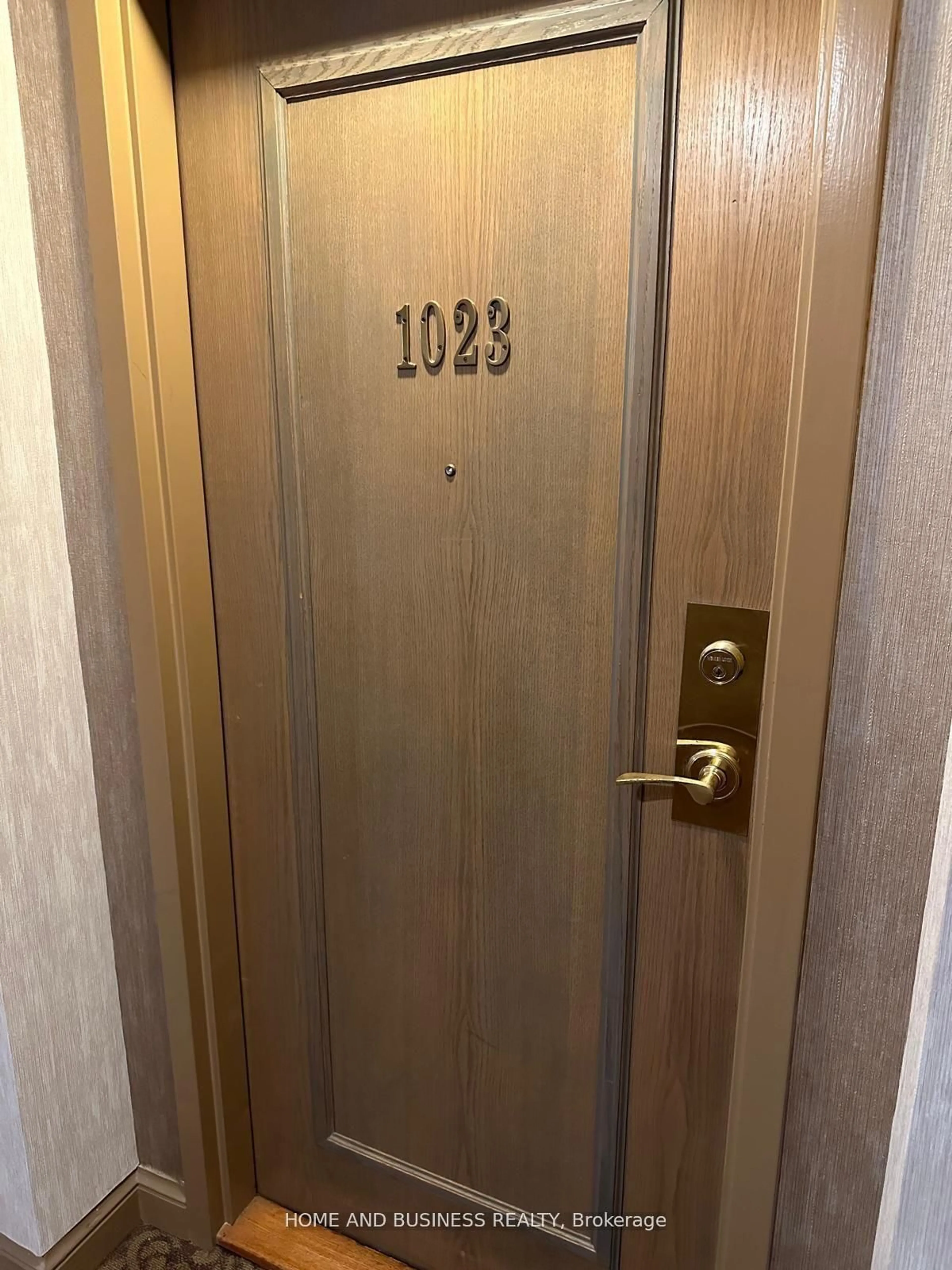 Unknown for 1880 Valley Farm Rd #1023, Pickering Ontario L1V 6B3