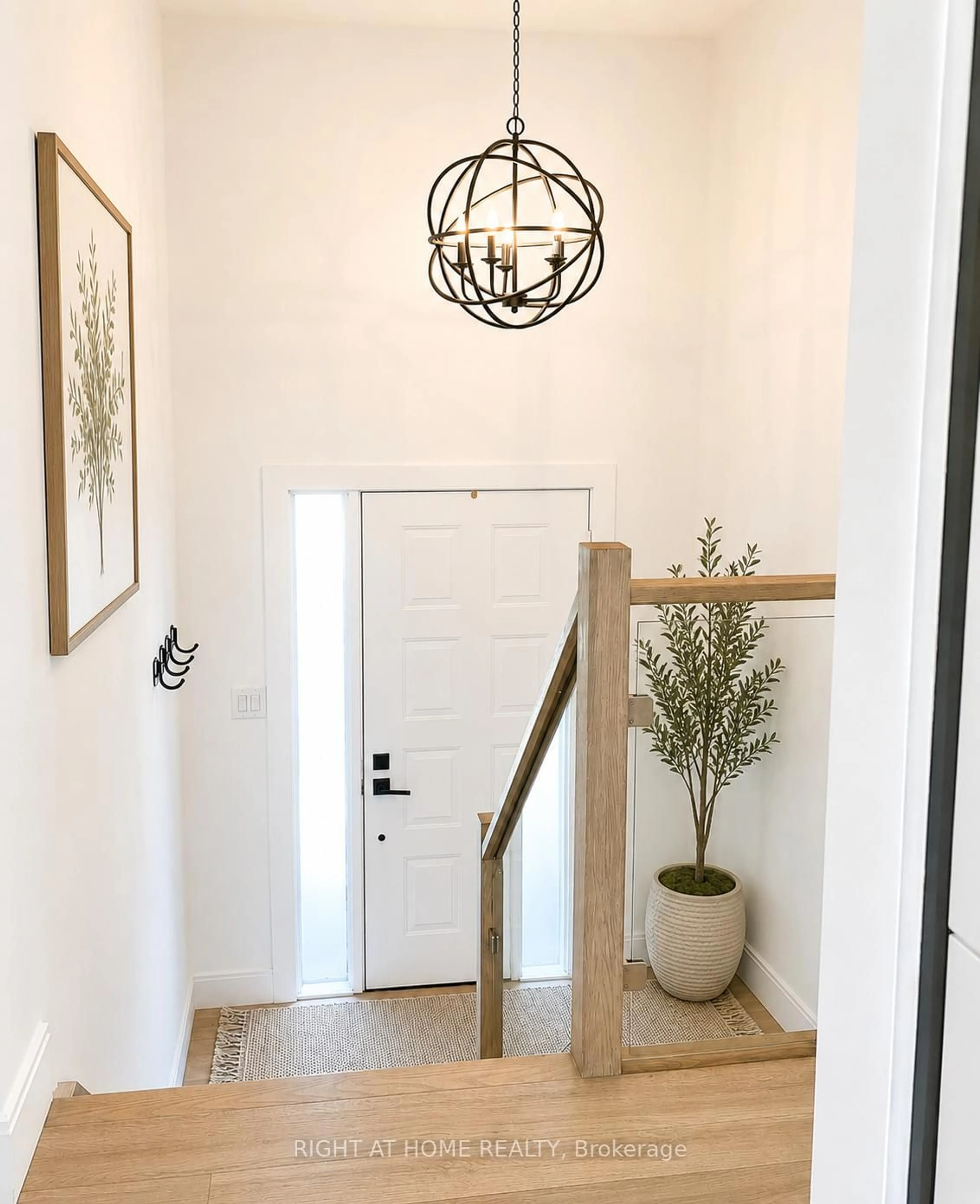 Indoor entryway for 357 Dickens Dr, Oshawa Ontario L1K 1N4