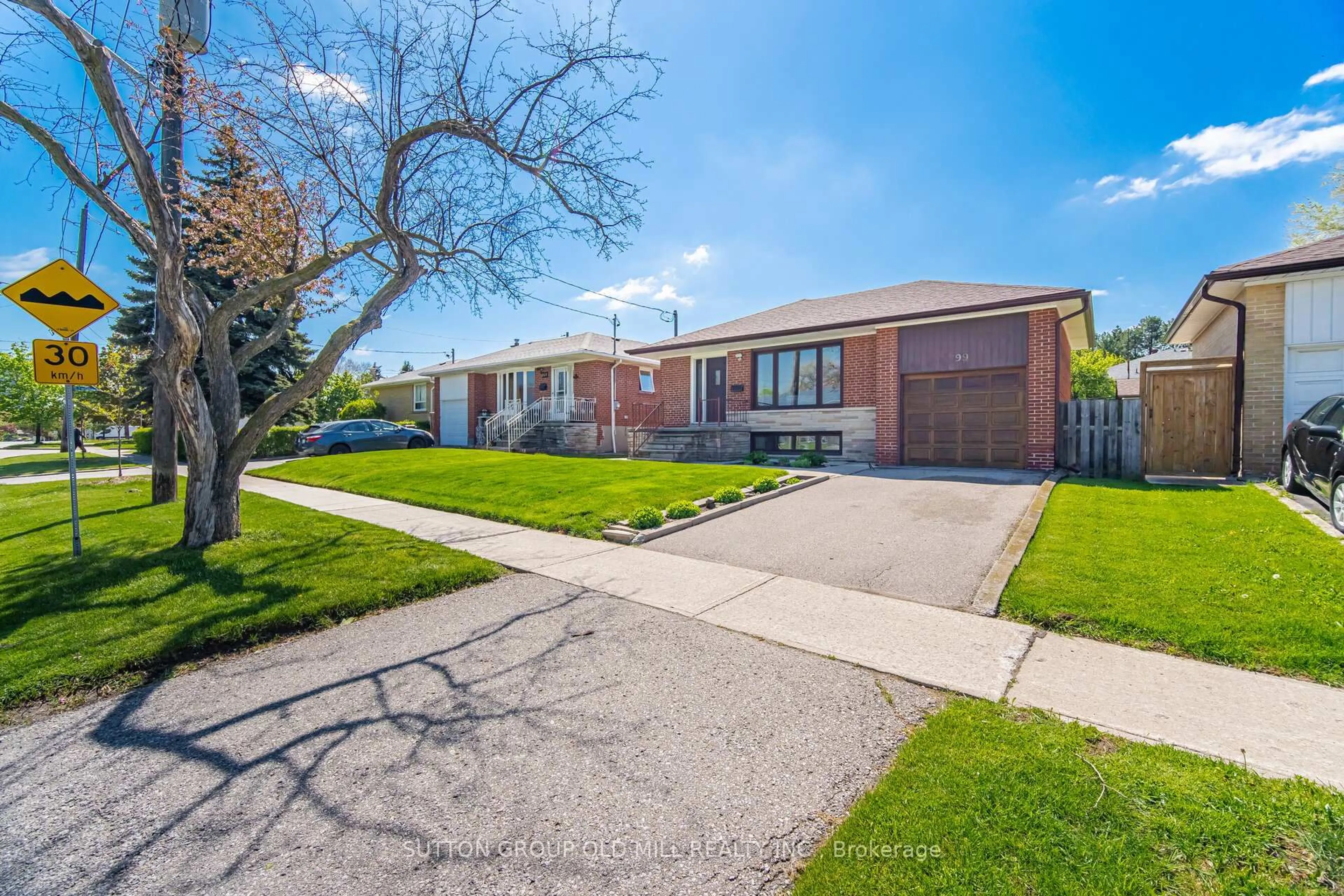 Home with brick exterior material, street for 99 Scarden Ave, Toronto Ontario M1T 1W4