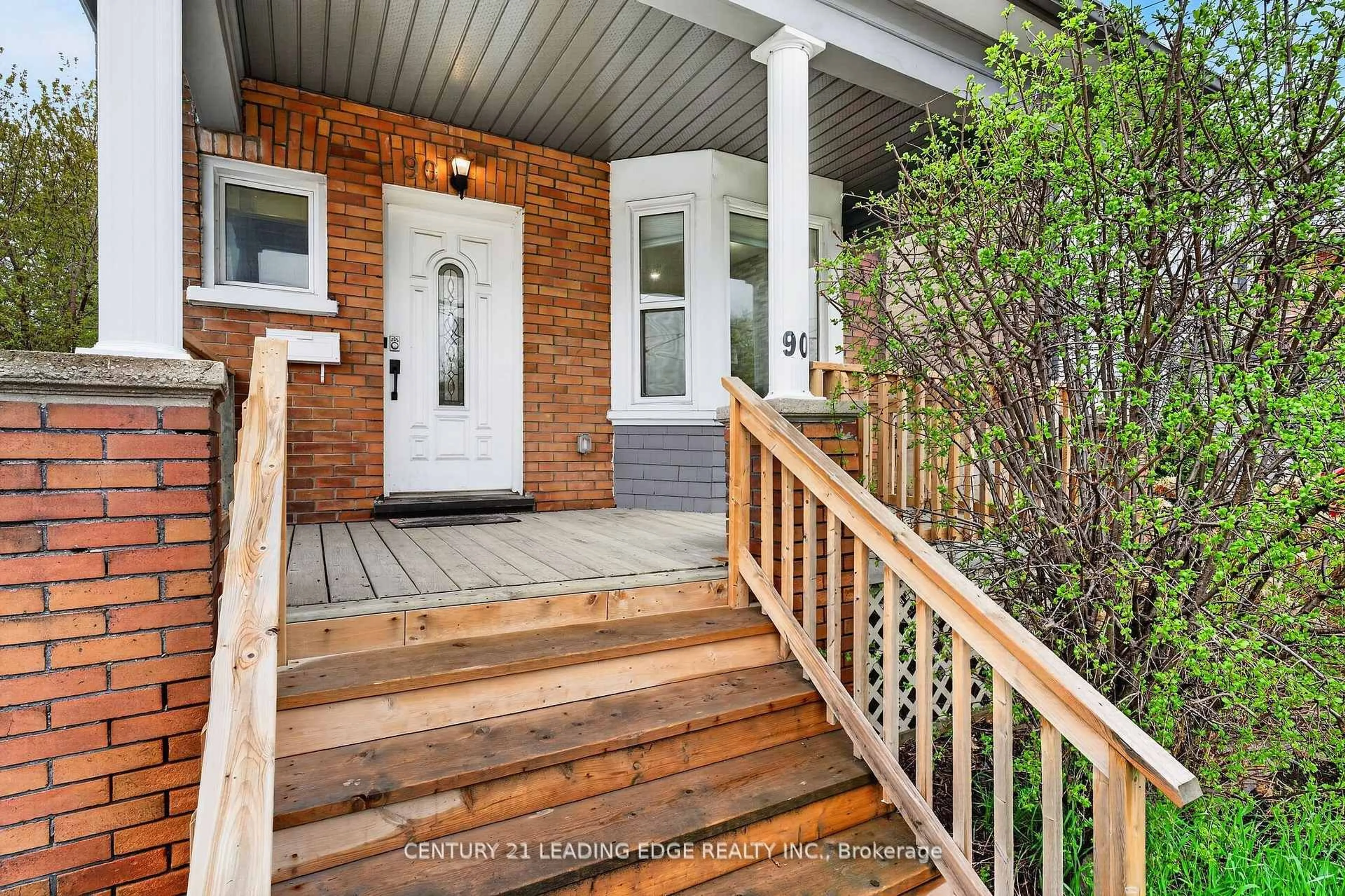 Unknown for 90 Park Rd, Oshawa Ontario L1J 4G9