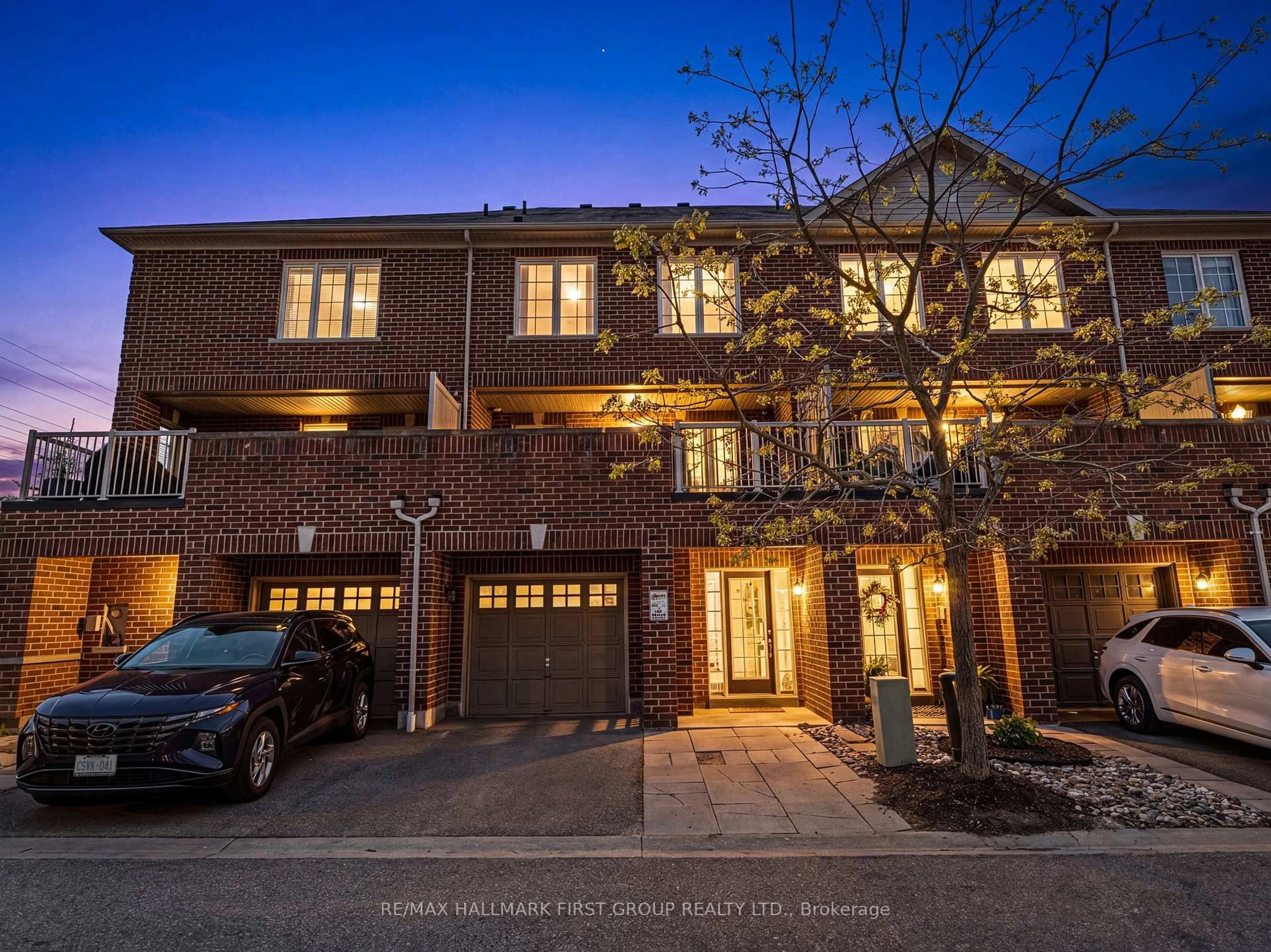 Home with brick exterior material, street for 17 Edison Way, Whitby Ontario L1R 0J9
