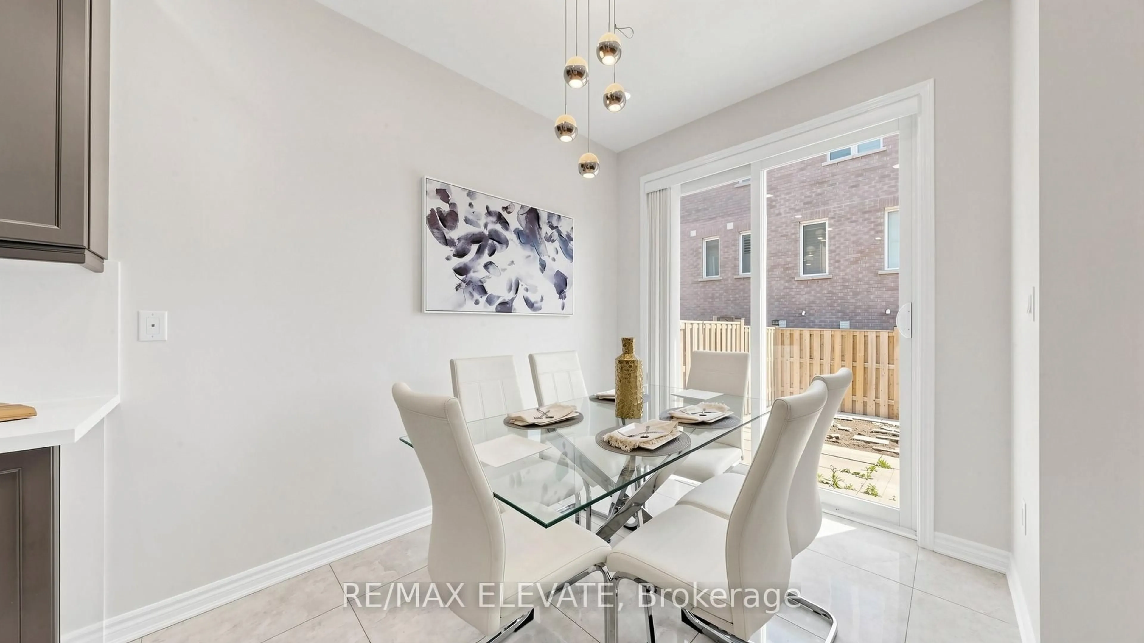Dining room, unknown for 2425 Moonlight Cres, Pickering Ontario L1X 0E9