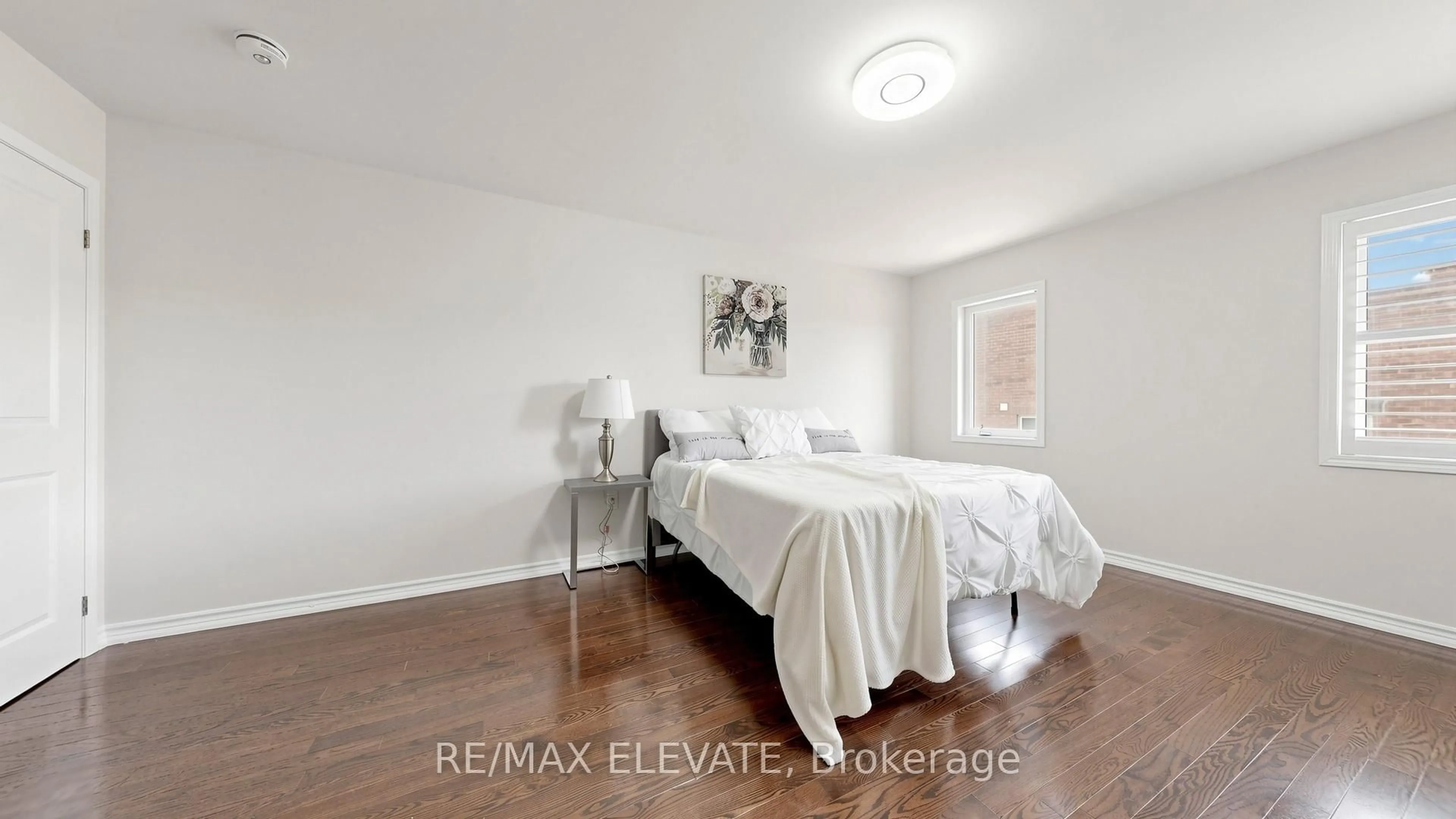 Bedroom with bed, unknown for 2425 Moonlight Cres, Pickering Ontario L1X 0E9