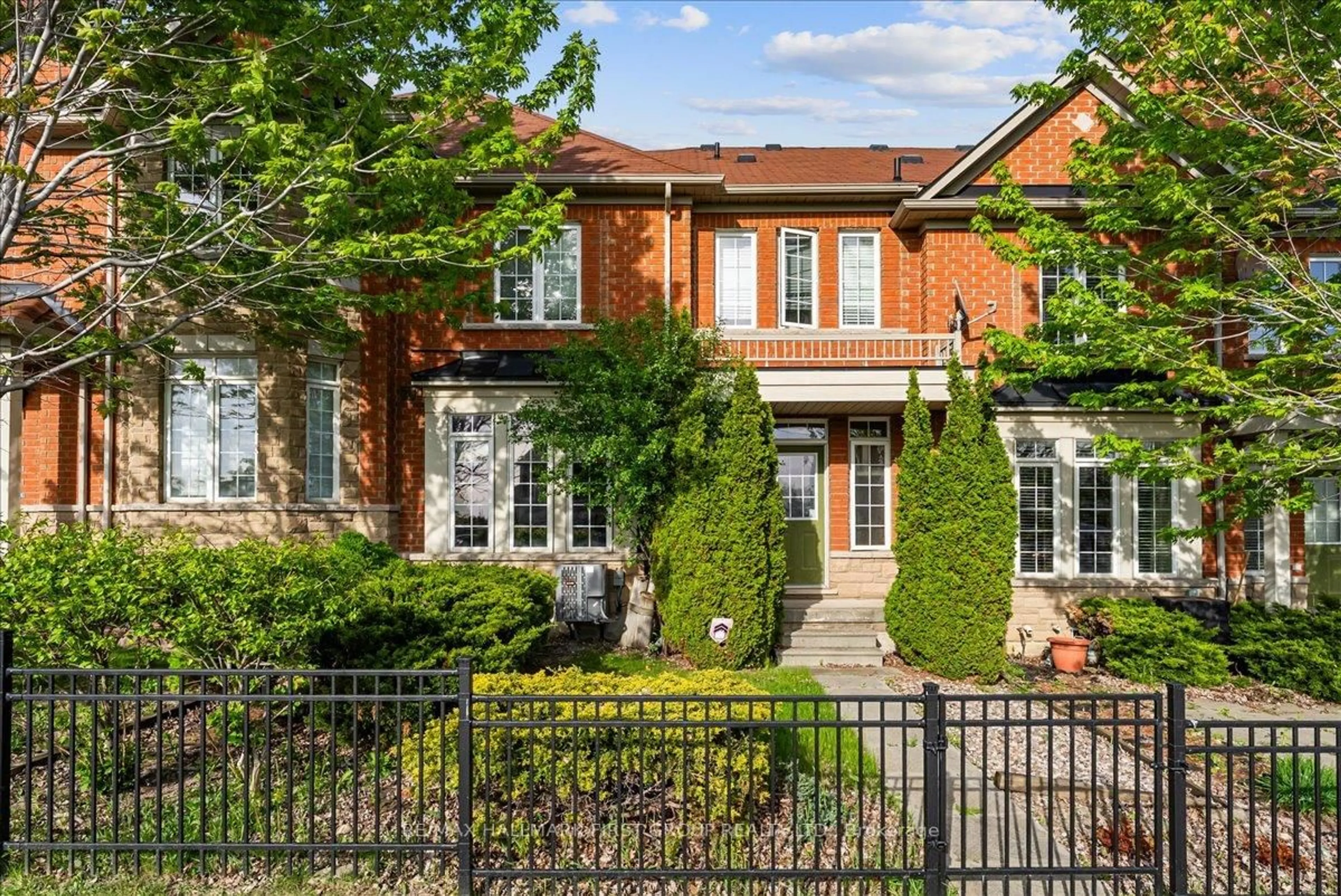 Home with brick exterior material, street for 57 Barkdale Way, Whitby Ontario L1N 0G1