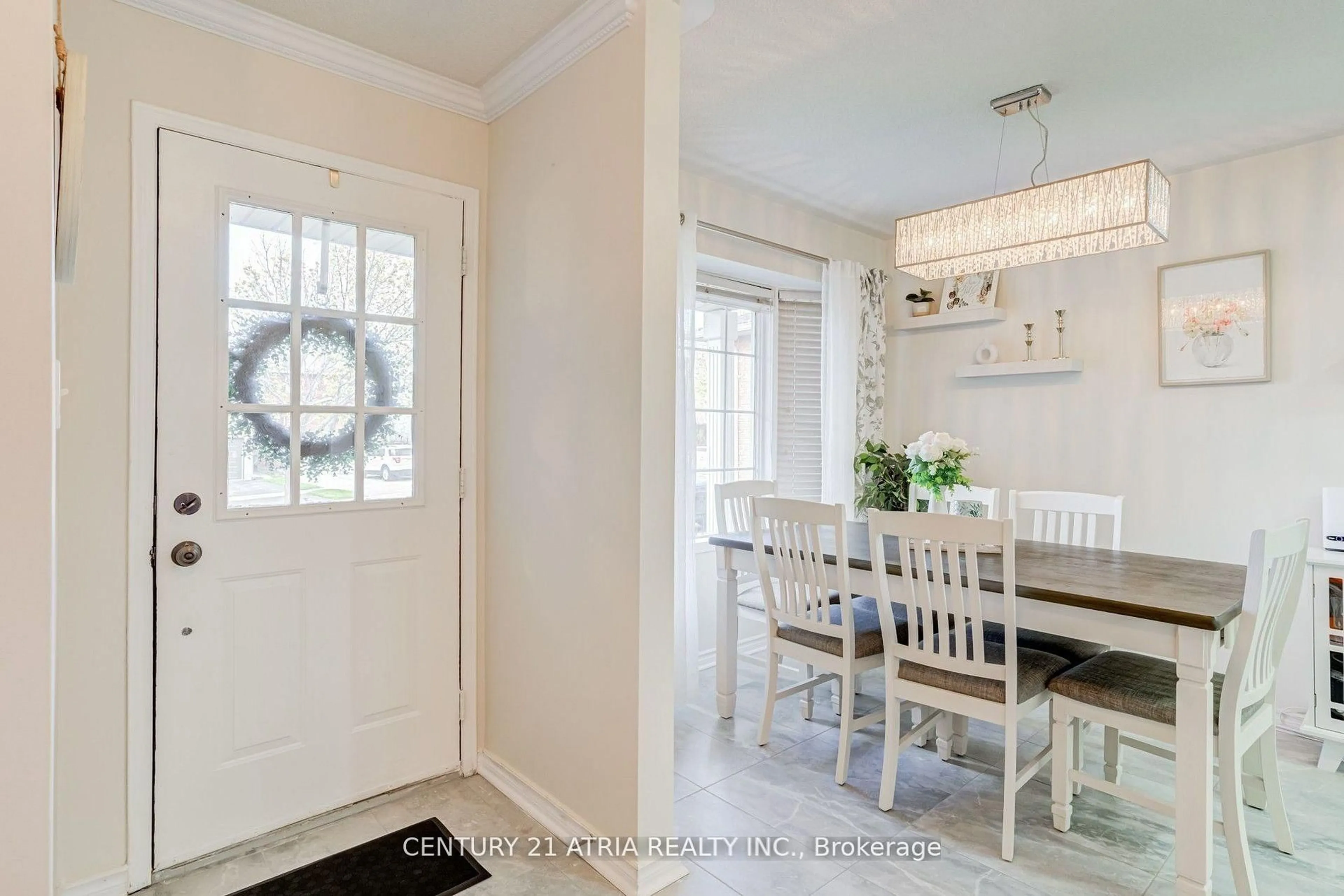 Dining room, ceramic/tile floor for 1155 Ridgemount Blvd, Oshawa Ontario L1K 2L2