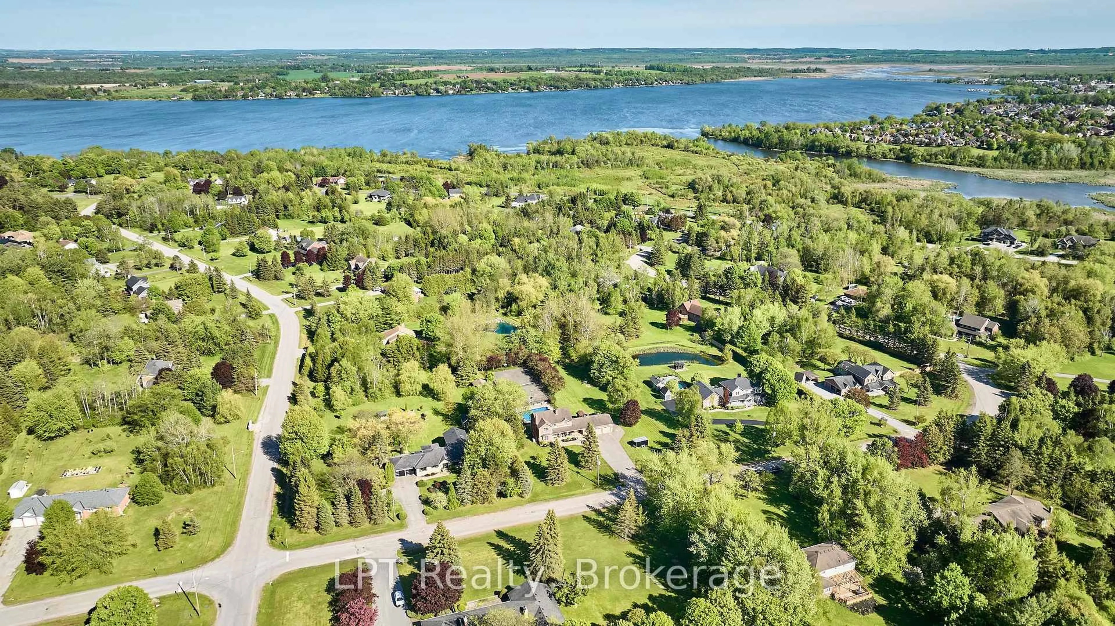 A pic from outside/outdoor area/front of a property/back of a property/a pic from drone, water/lake/river/ocean view for 16 Cawkers Cove Rd, Scugog Ontario L9L 1P4