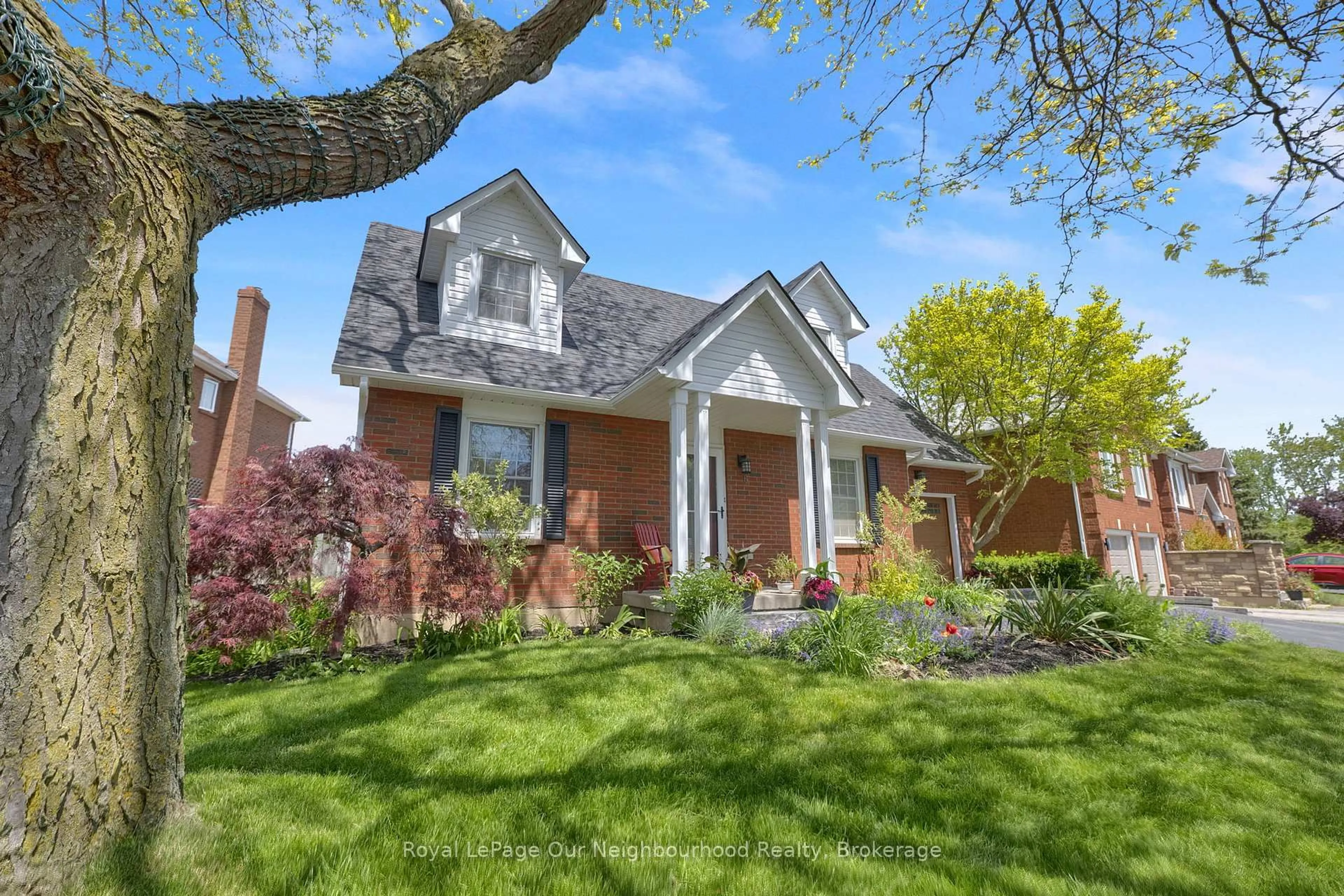 Home with brick exterior material, street for 6 Orchard Park Dr, Clarington Ontario L1C 4E2