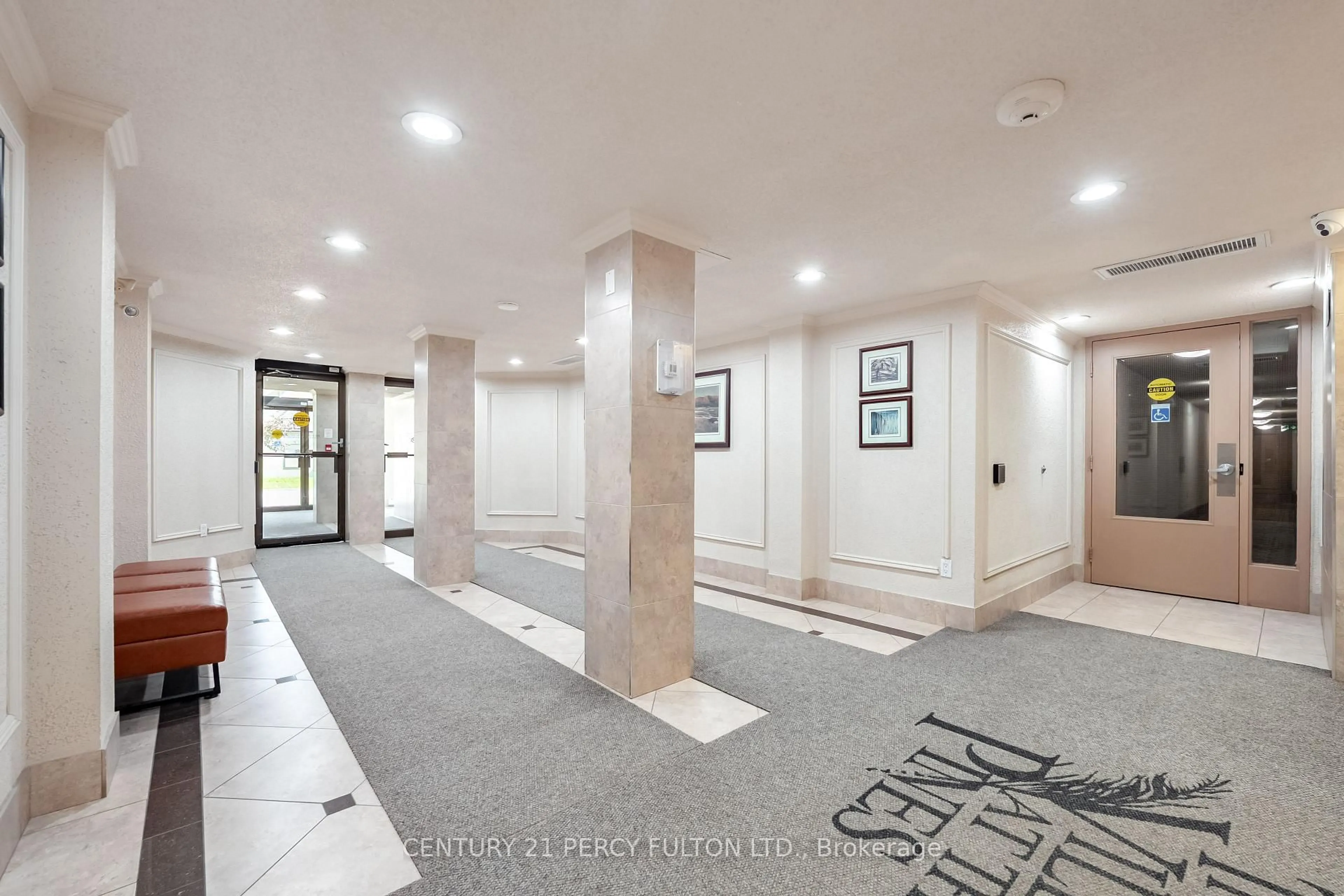 Indoor foyer for 1530 Pickering Pkwy #601, Pickering Ontario L1V 3V8