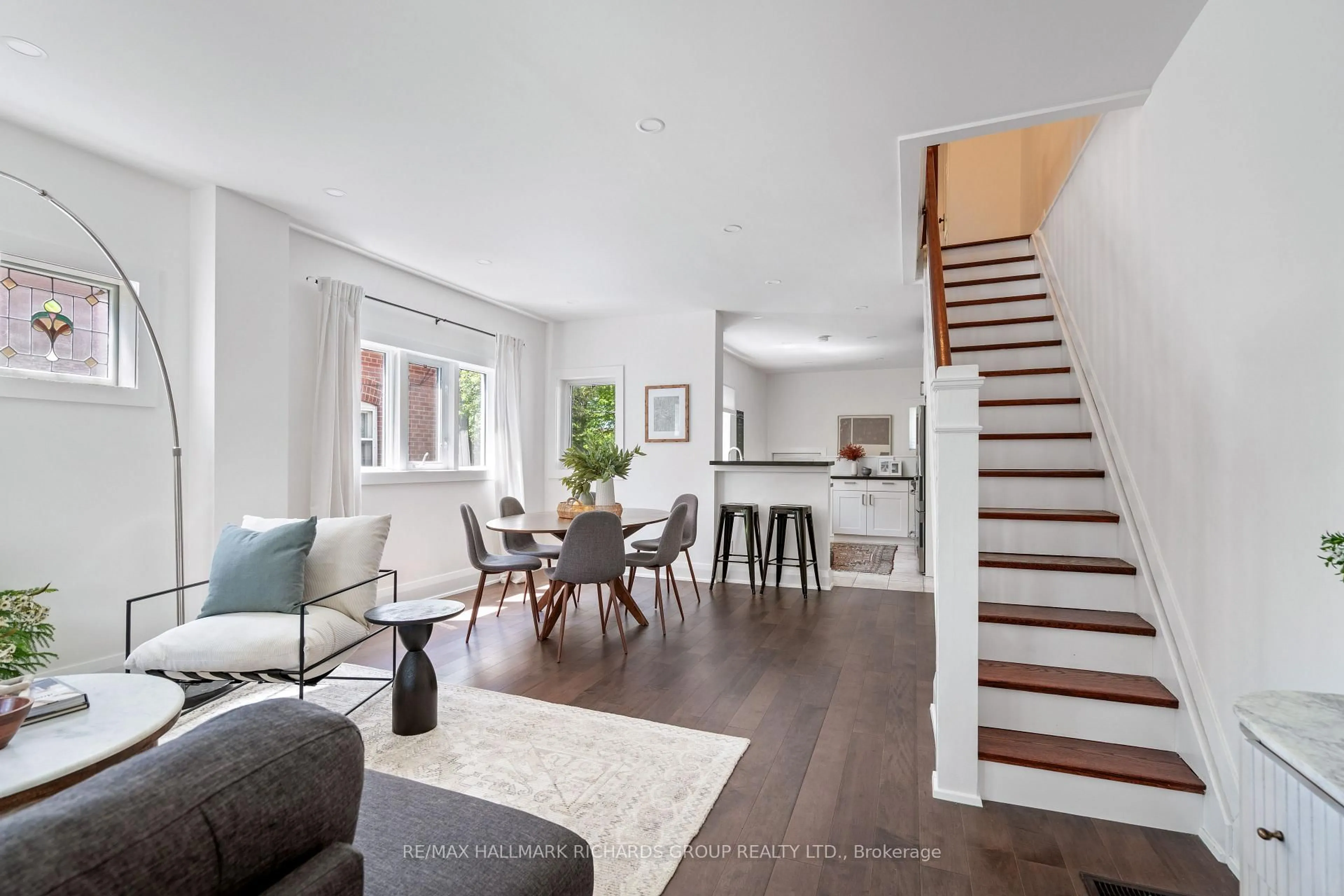 Open concept kitchen, unknown for 168 Blantyre Ave, Toronto Ontario M1N 2R5