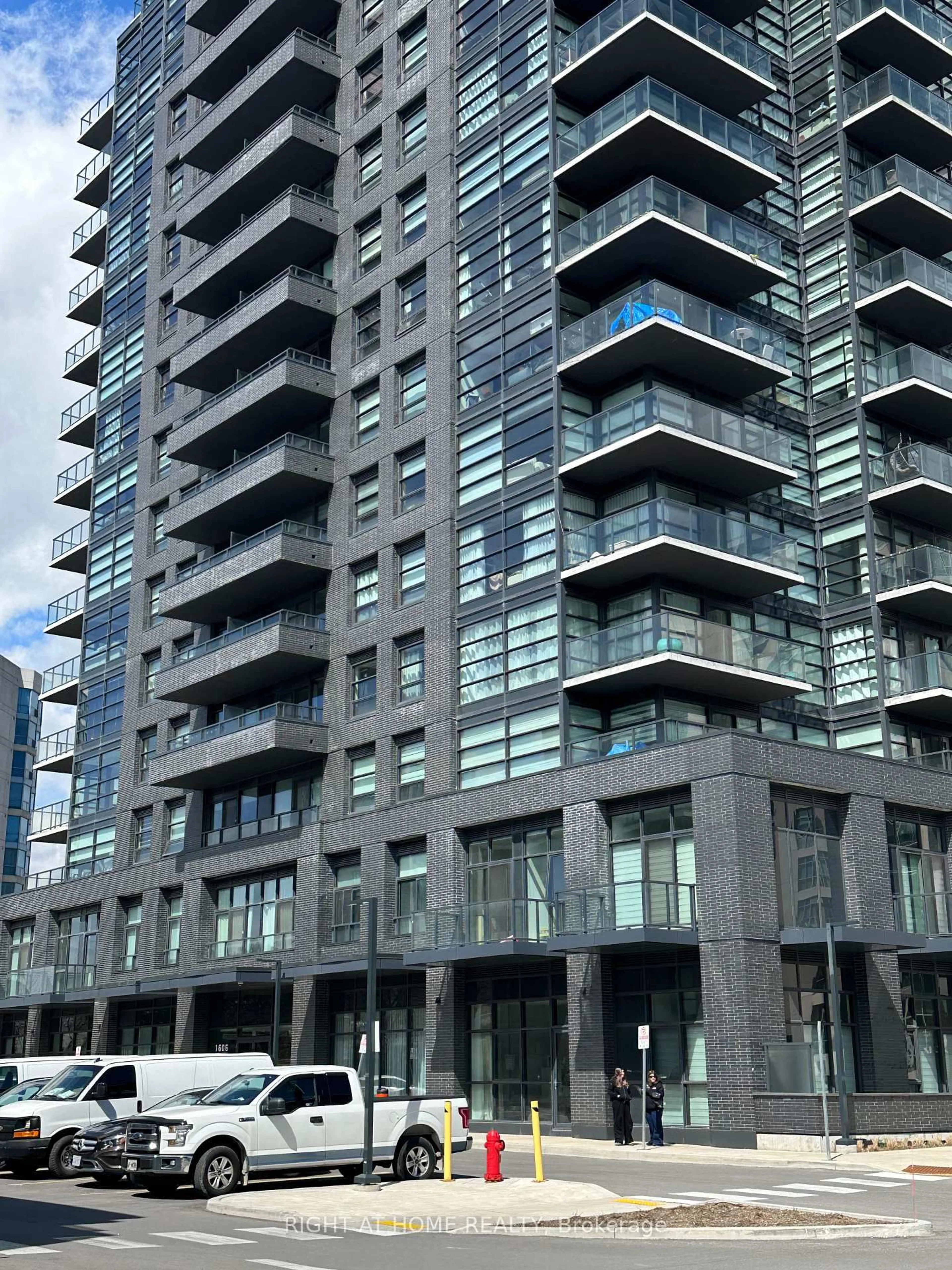 Unknown for 1606 Charles St #1308, Whitby Ontario L1N 0P1