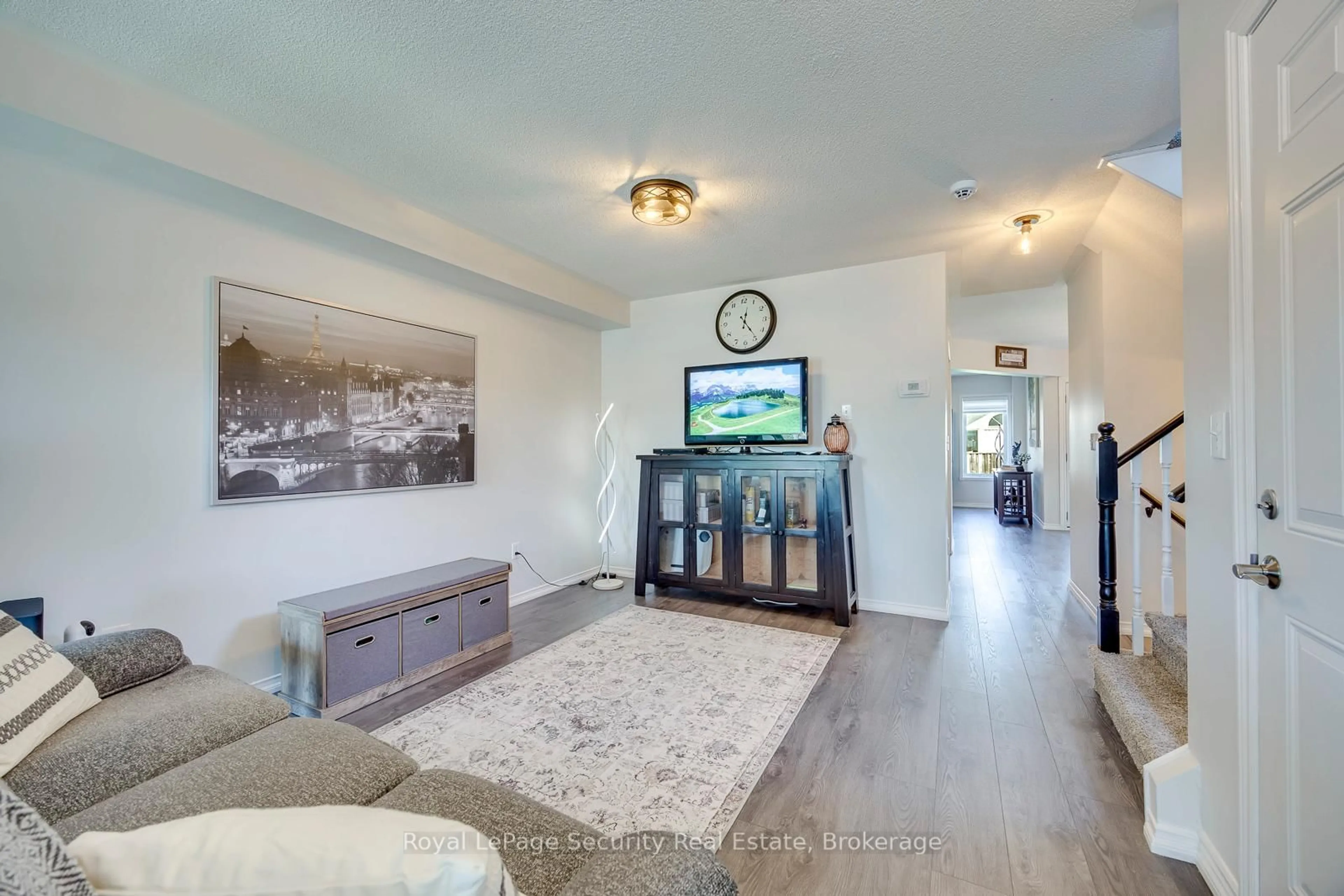 Unknown for 81 Ipswich Pl, Whitby Ontario L1M 2K1