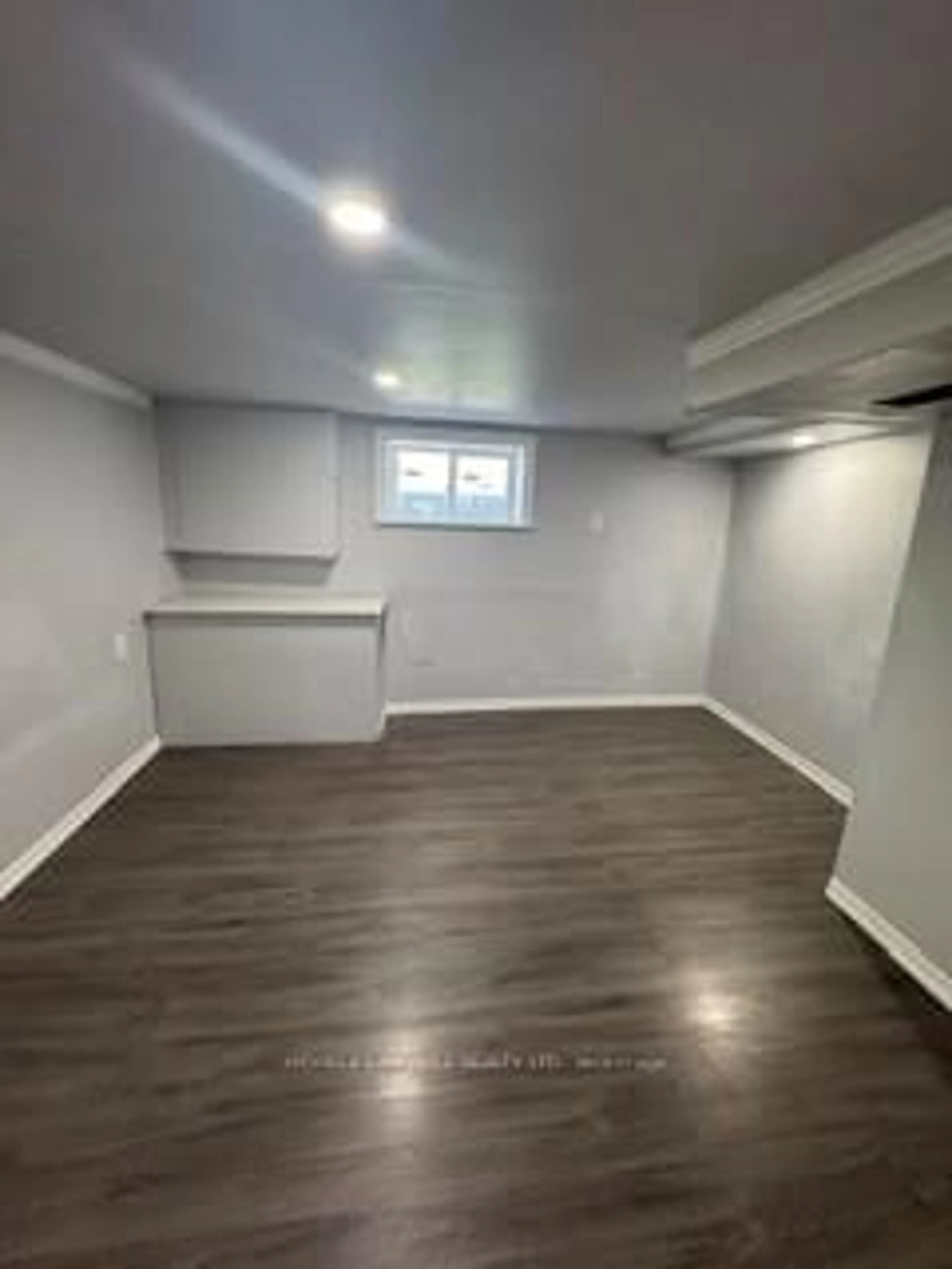 A pic of a room for 182 Bloor St, Oshawa Ontario L1J 1P7