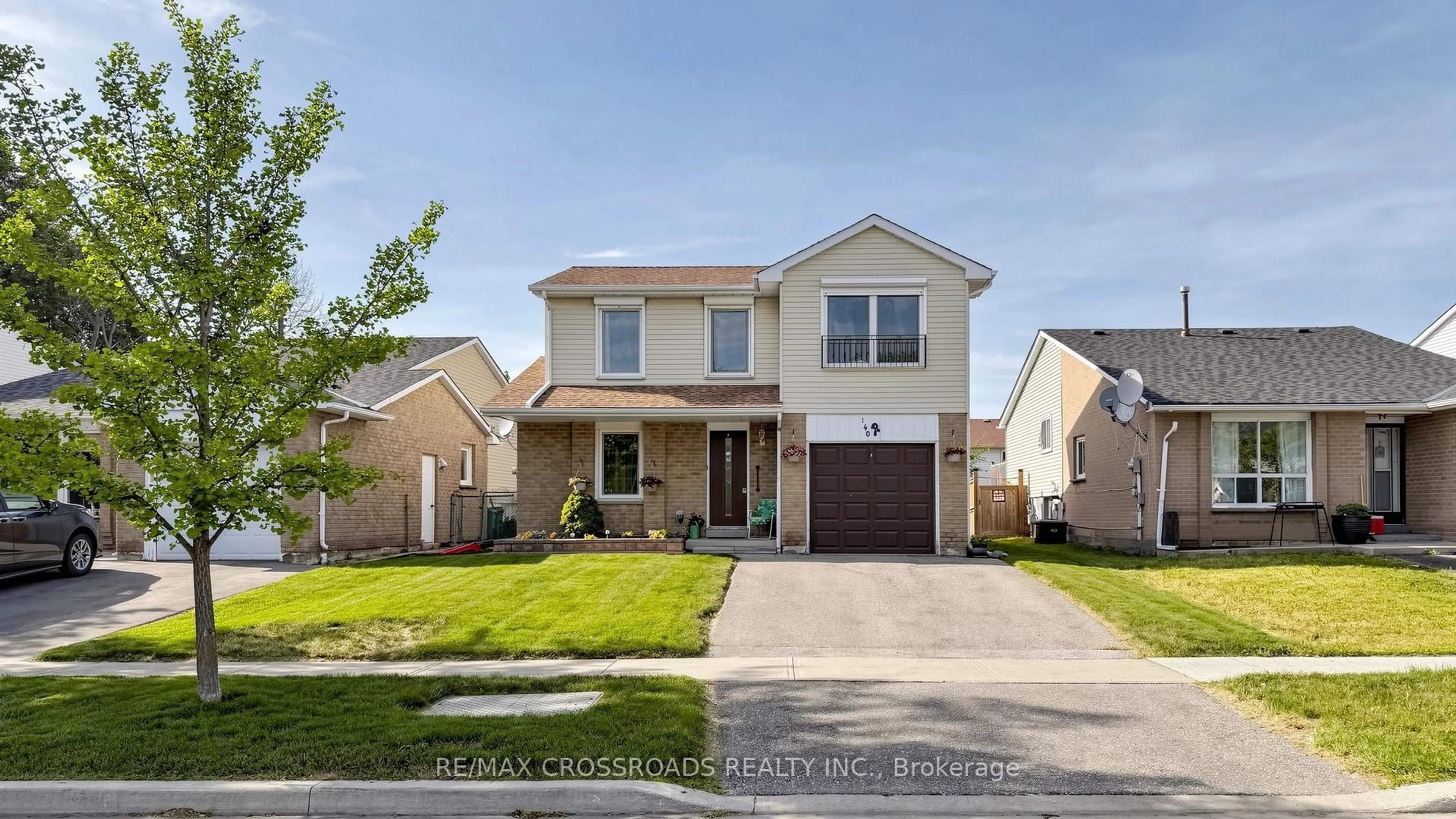 Home with vinyl exterior material, street for 140 Goldhawk Tr, Toronto Ontario M1V 1W5
