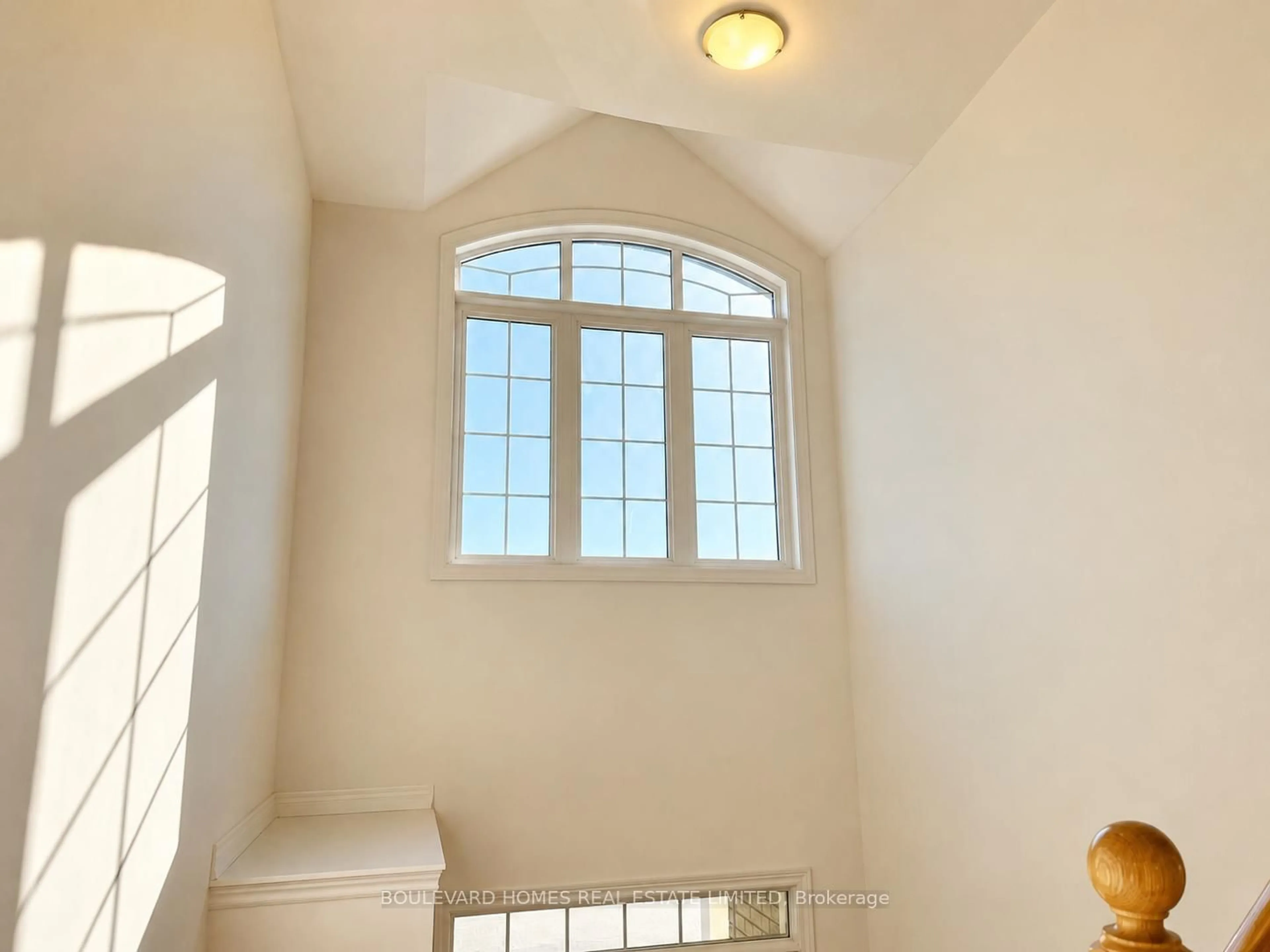 A pic of a room for 1765 William Lott Dr, Oshawa Ontario L1K 0Y2