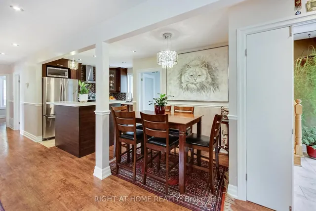 8 Suraty Ave, Toronto 5