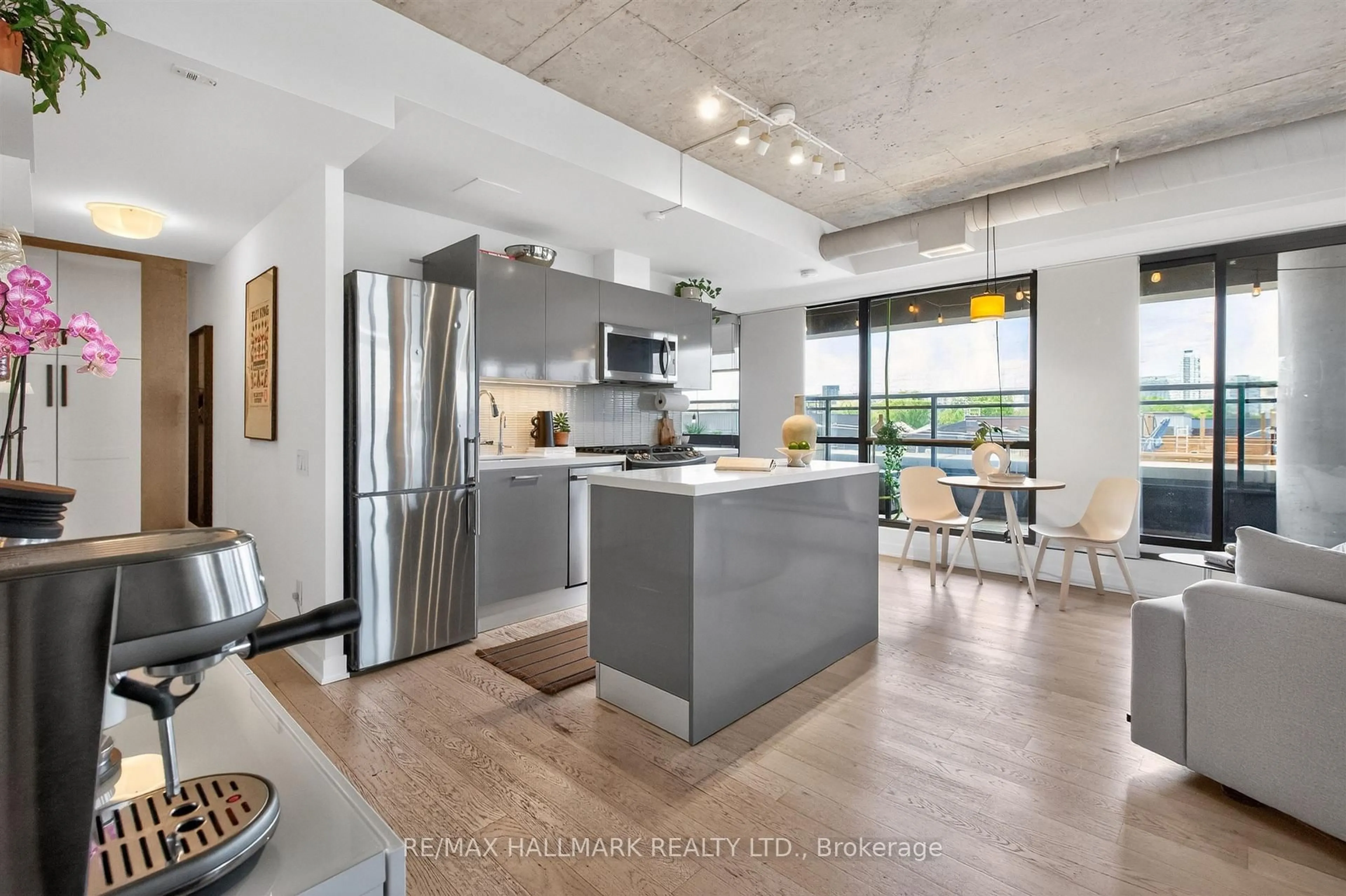 Open concept kitchen, unknown for 319 Carlaw Ave #508, Toronto Ontario M4M 0A4