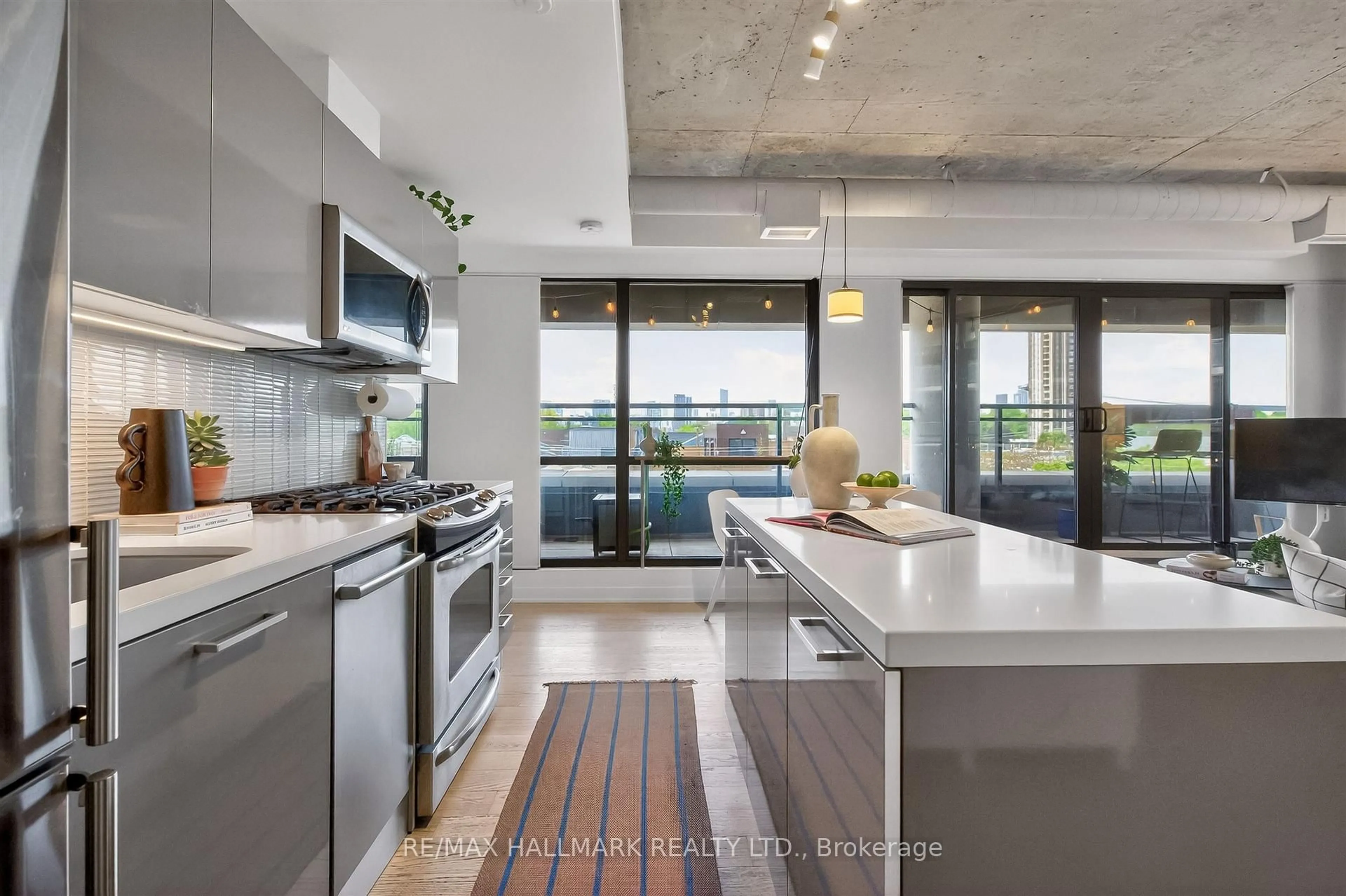 Open concept kitchen, unknown for 319 Carlaw Ave #508, Toronto Ontario M4M 0A4