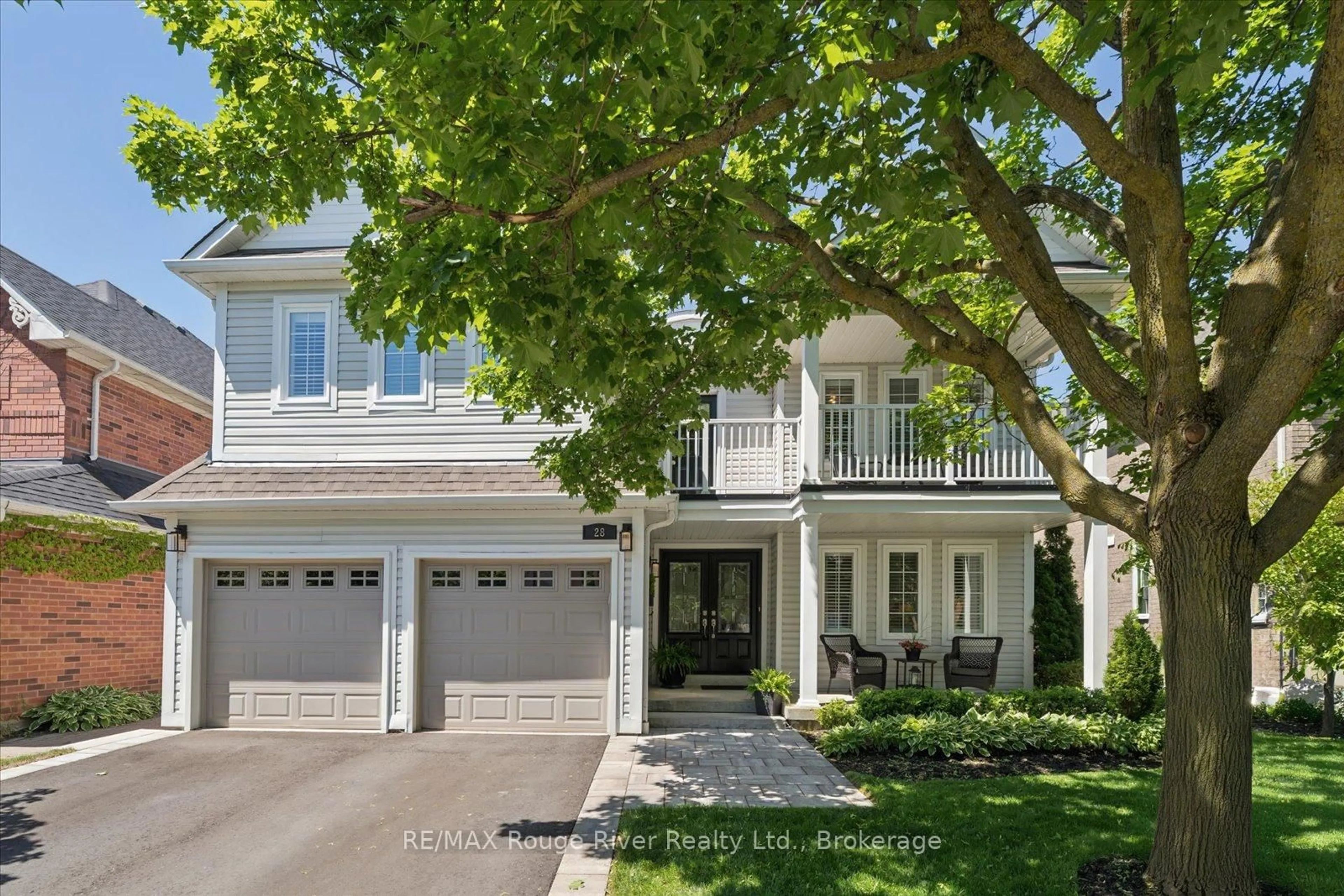 Unknown for 28 Watford St, Whitby Ontario L1M 1E6