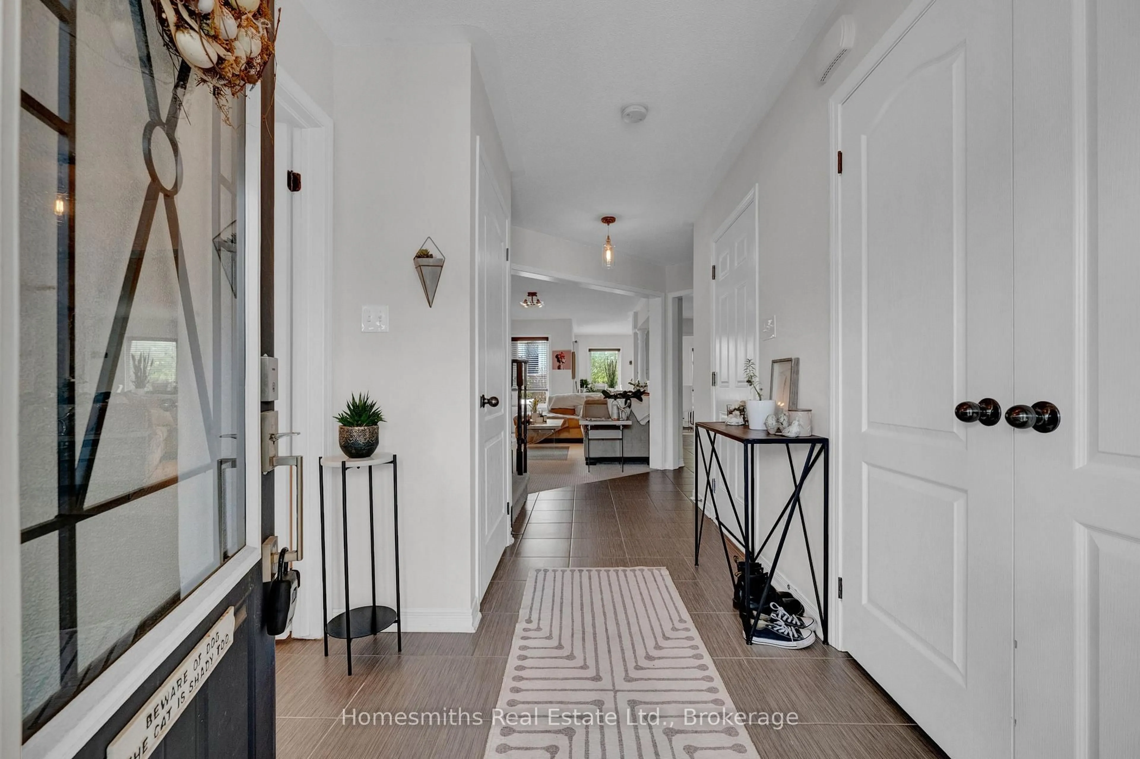 Indoor entryway for 74 Sidney Rundle Ave, Clarington Ontario L1C 0N9